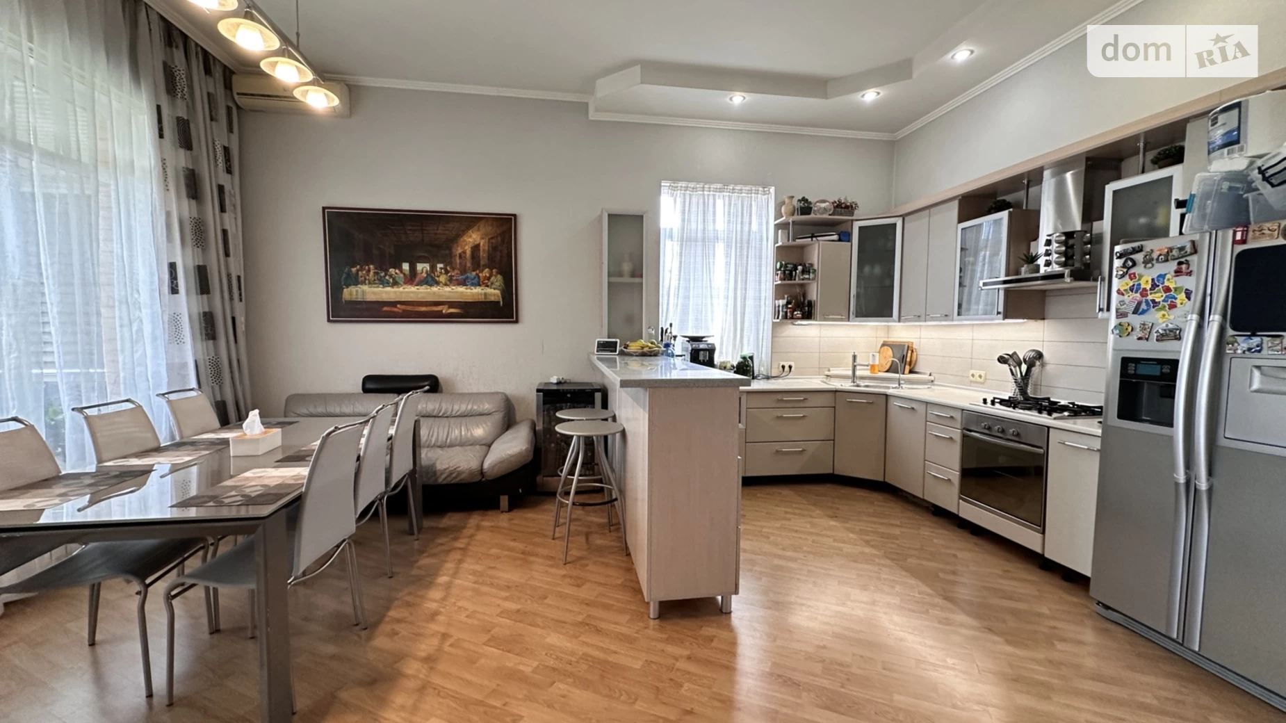 Продается дом на 2 этажа 360.8 кв. м с балконом, цена: 420000 $ - фото 2