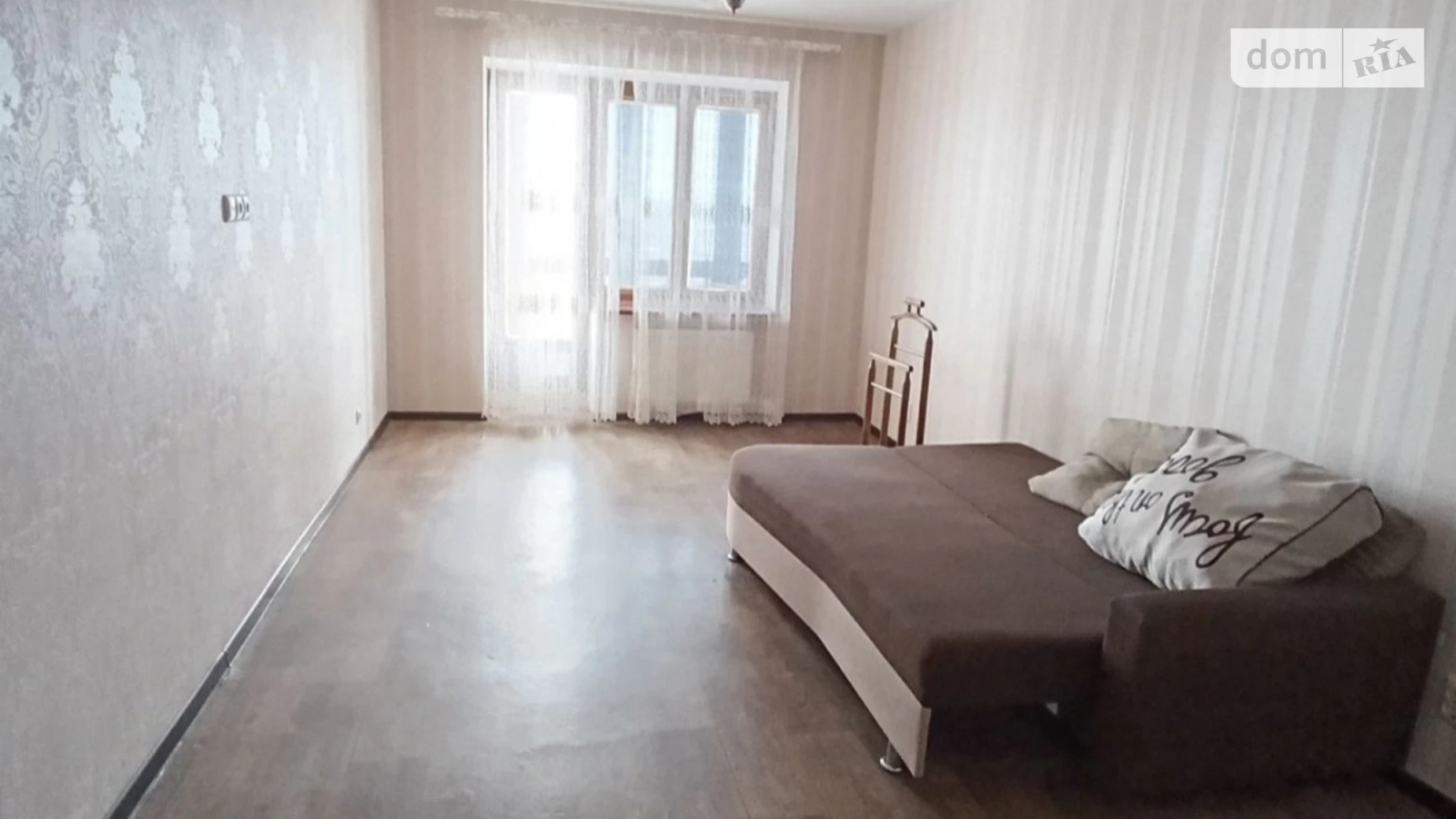 Сдается в аренду 2-комнатная квартира 70 кв. м в Хмельницком, ул. Проскуровская, 45 - фото 2