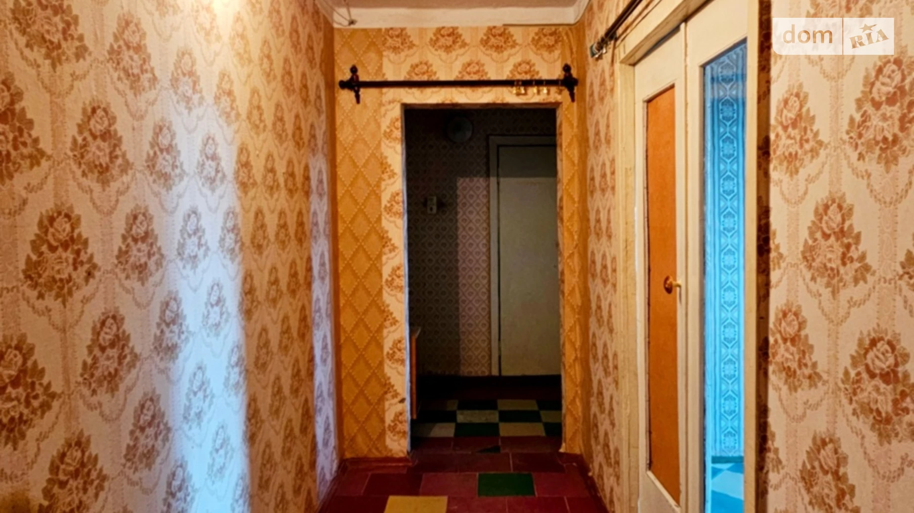 Продається 3-кімнатна квартира 69.5 кв. м у Кам'янському, просп. Металургів - фото 2