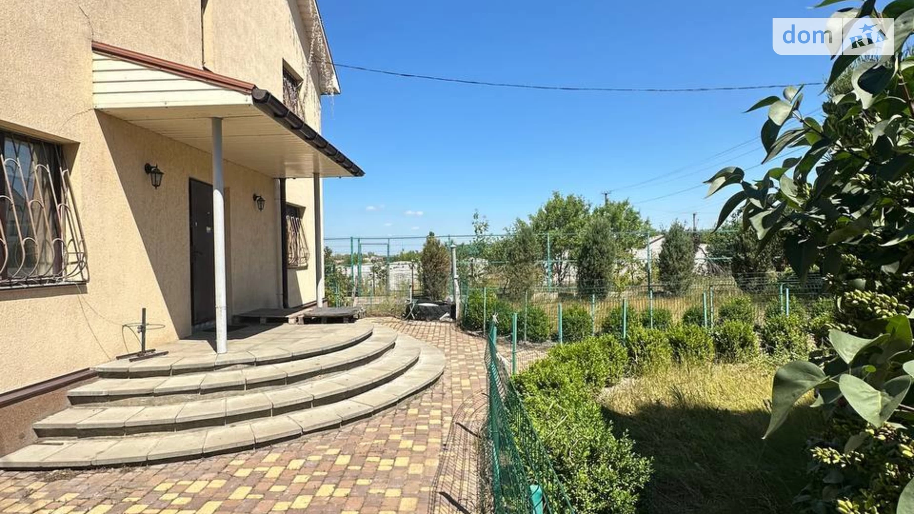 Продается дом на 2 этажа 174.2 кв. м с гаражом, цена: 250000 $ - фото 2