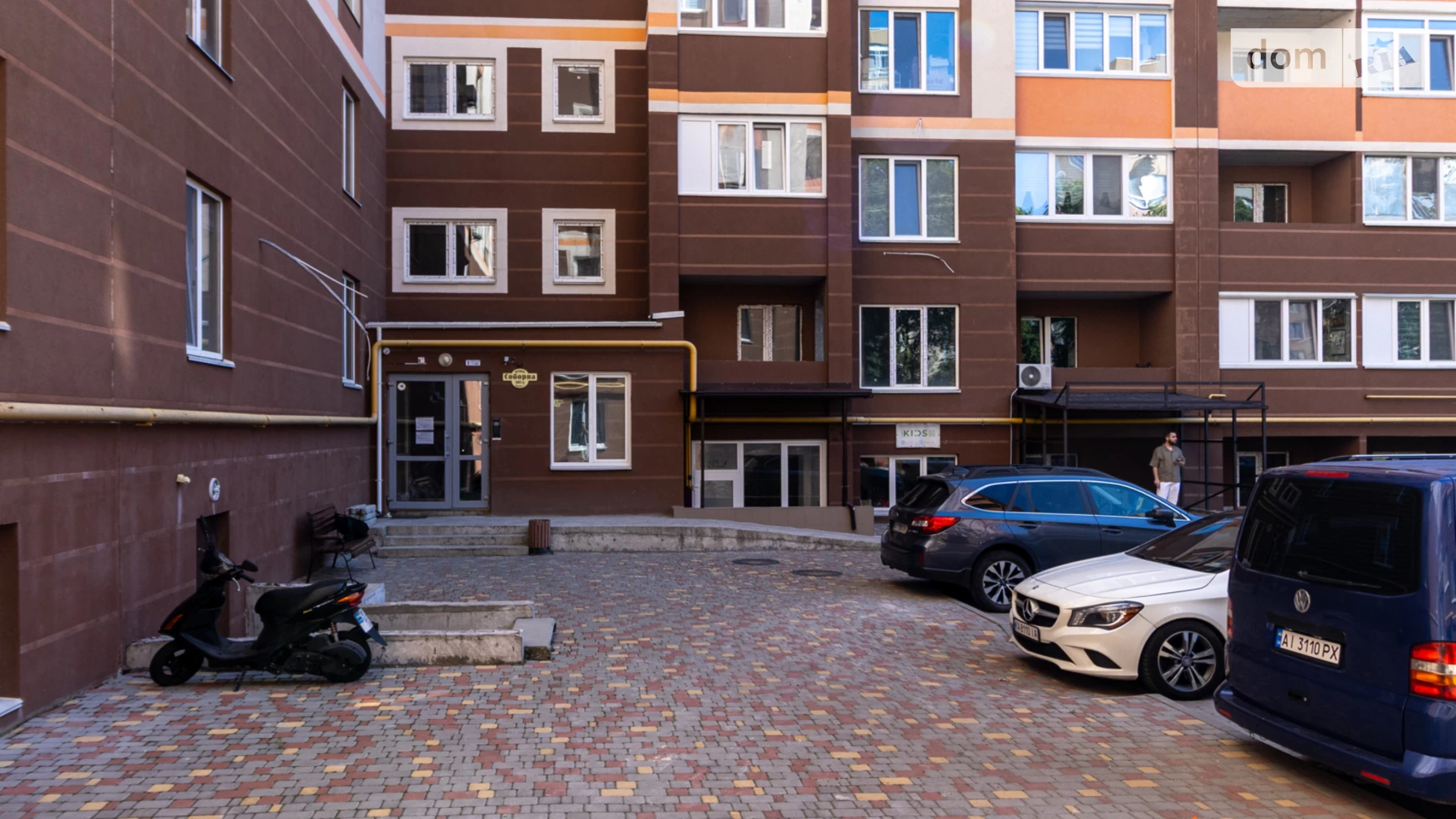 Продается 1-комнатная квартира 42 кв. м в Софиевской Борщаговке, ул. Соборная, 105Б корпус 5 - фото 4