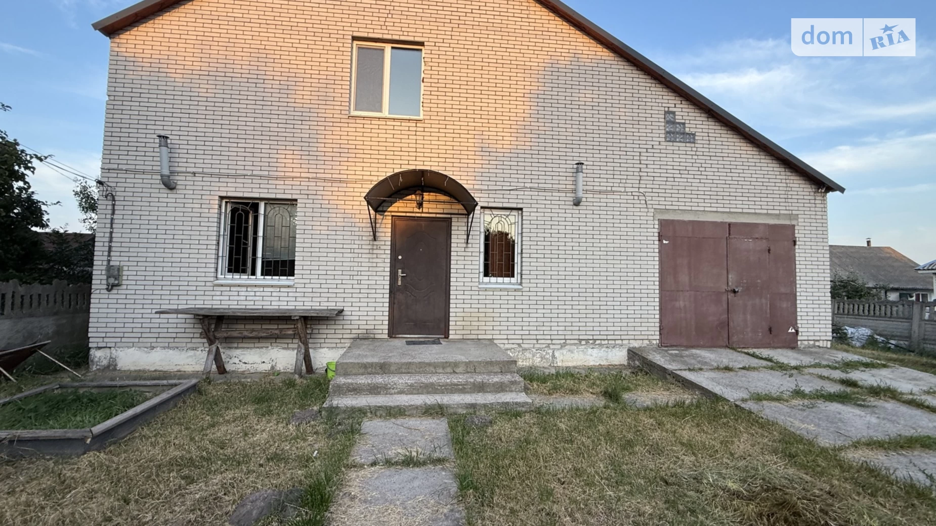 Продается дом на 2 этажа 140 кв. м с мансардой, цена: 68000 $ - фото 2