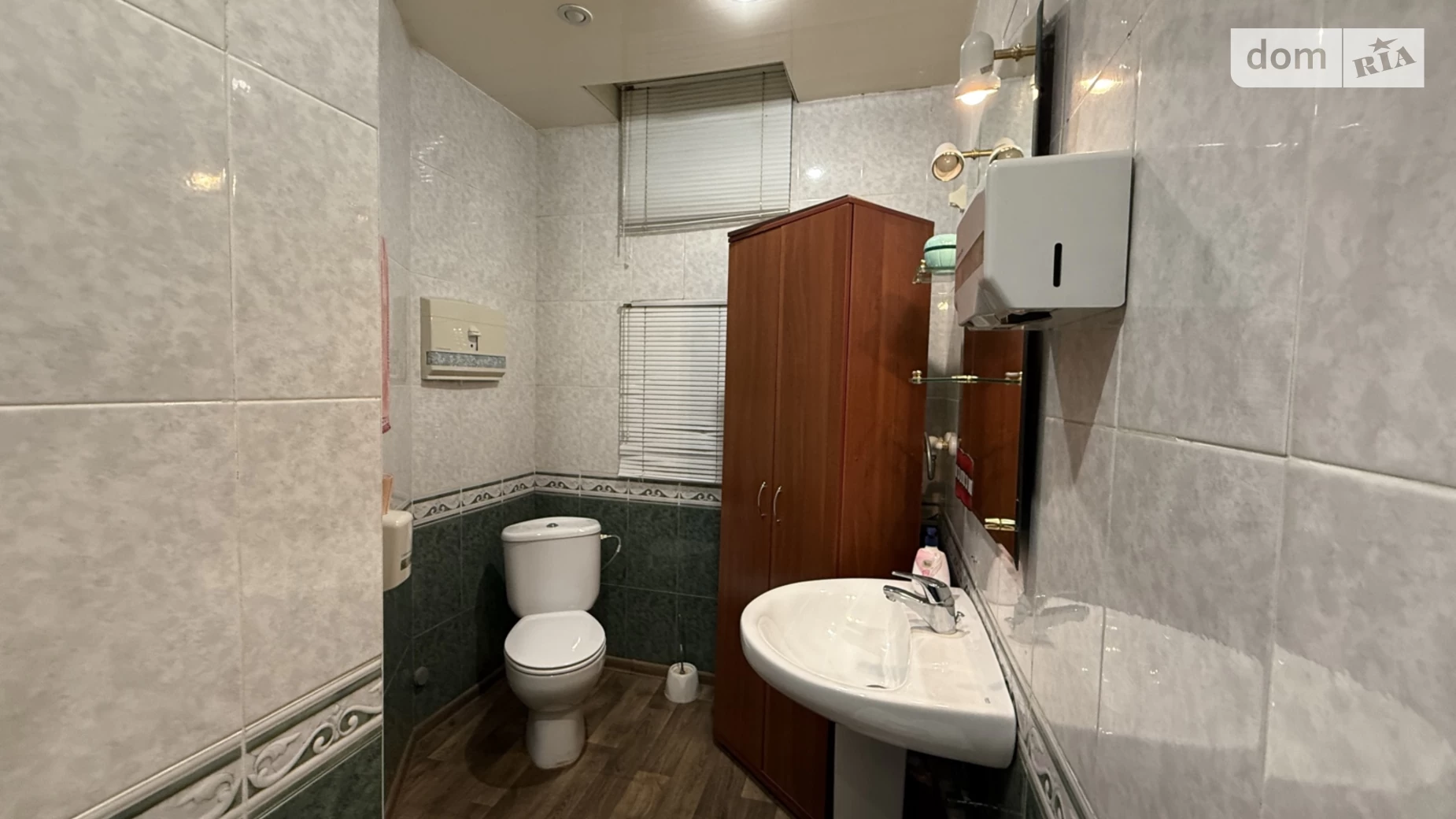 Продается офис 97.5 кв. м в бизнес-центре, цена: 85000 $ - фото 3
