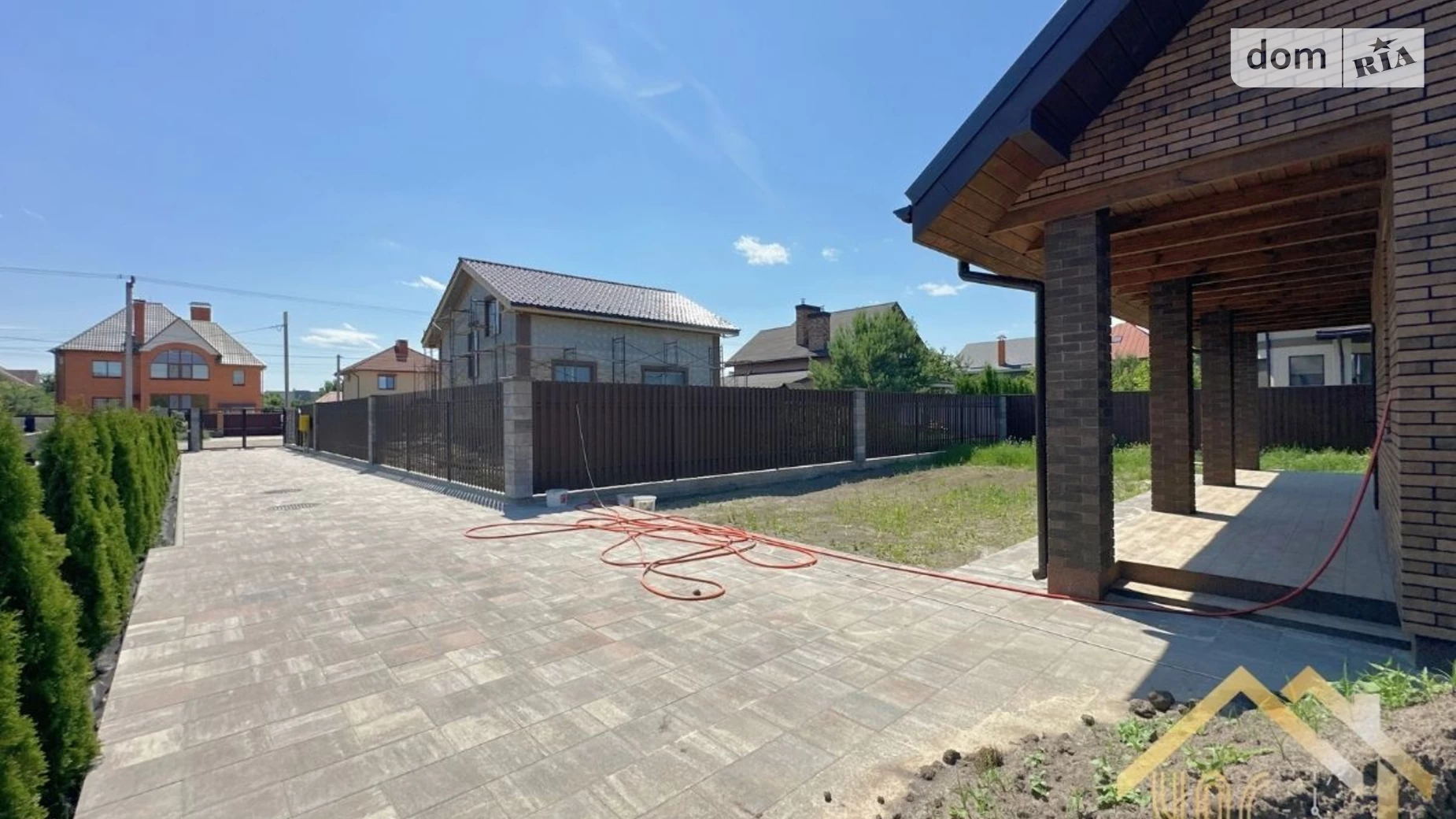 Продается дом на 2 этажа 150 кв. м с баней/сауной, цена: 190000 $ - фото 3