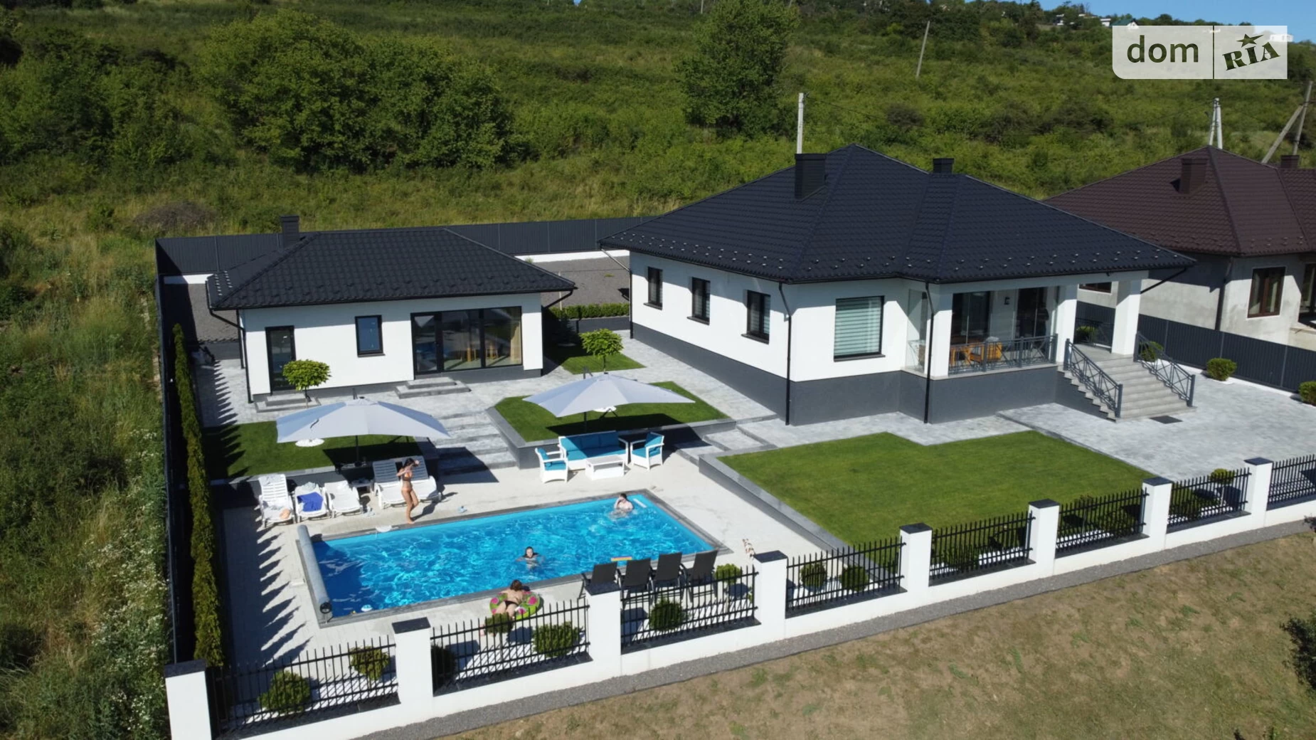 Продается одноэтажный дом 210 кв. м с верандой, цена: 320000 € - фото 2