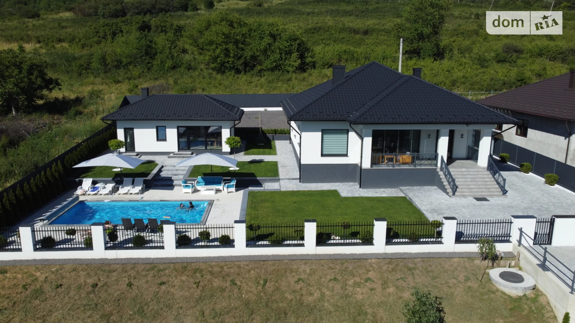 Продается одноэтажный дом 210 кв. м с верандой, цена: 320000 € - фото 3