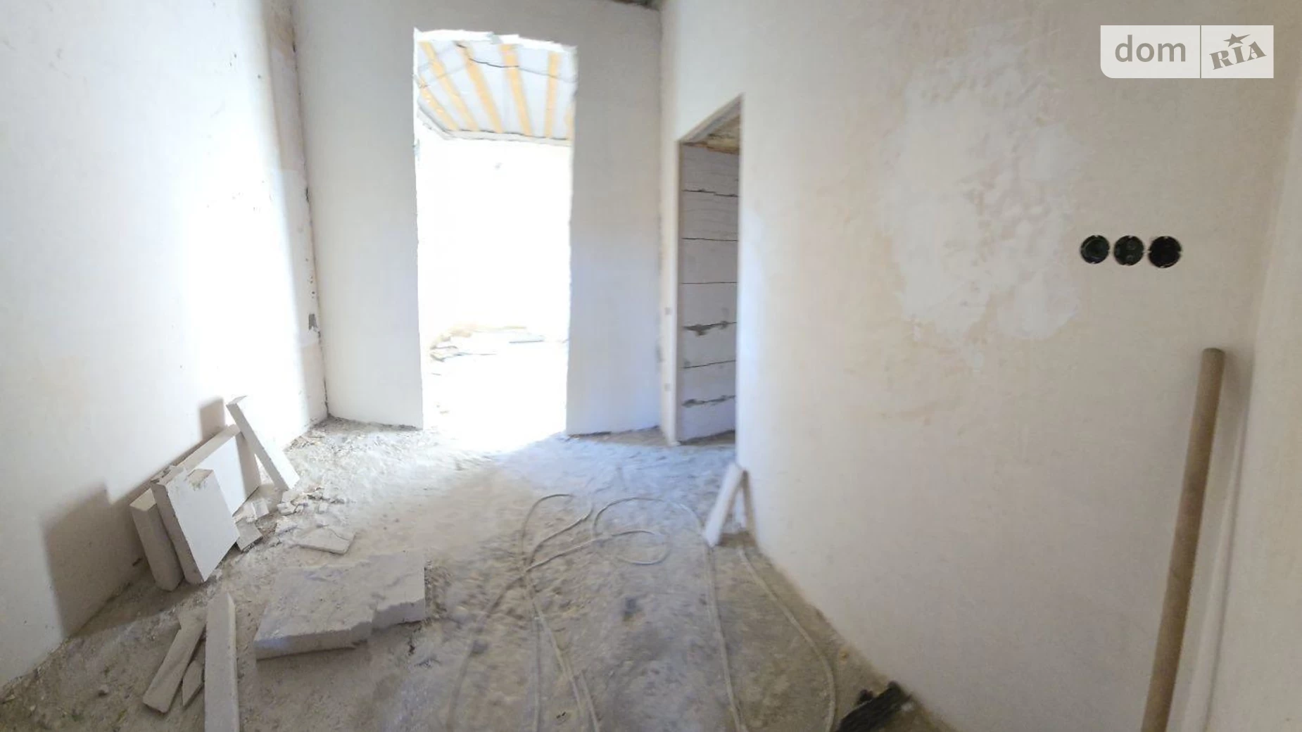 Продается дом на 2 этажа 119 кв. м с гаражом, цена: 80000 $ - фото 4