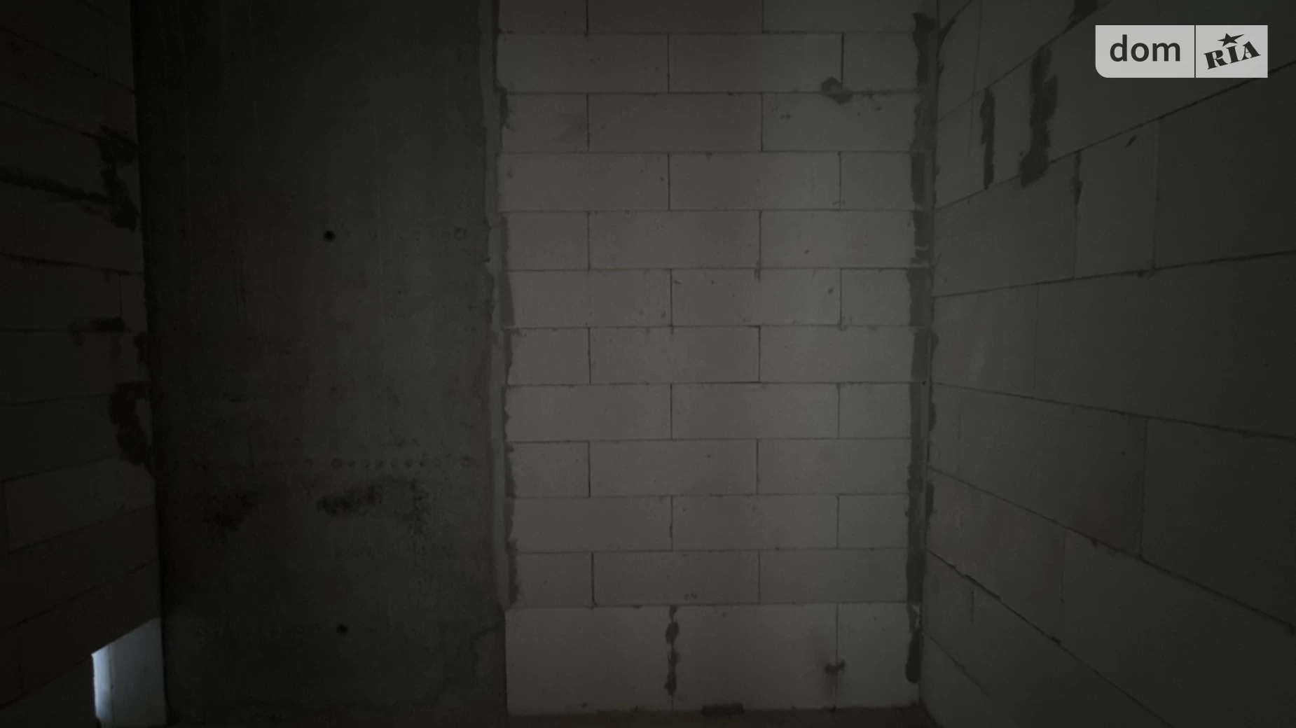 Продается 1-комнатная квартира 42 кв. м в Ивано-Франковске, ул. Хриплинская, 9 - фото 3