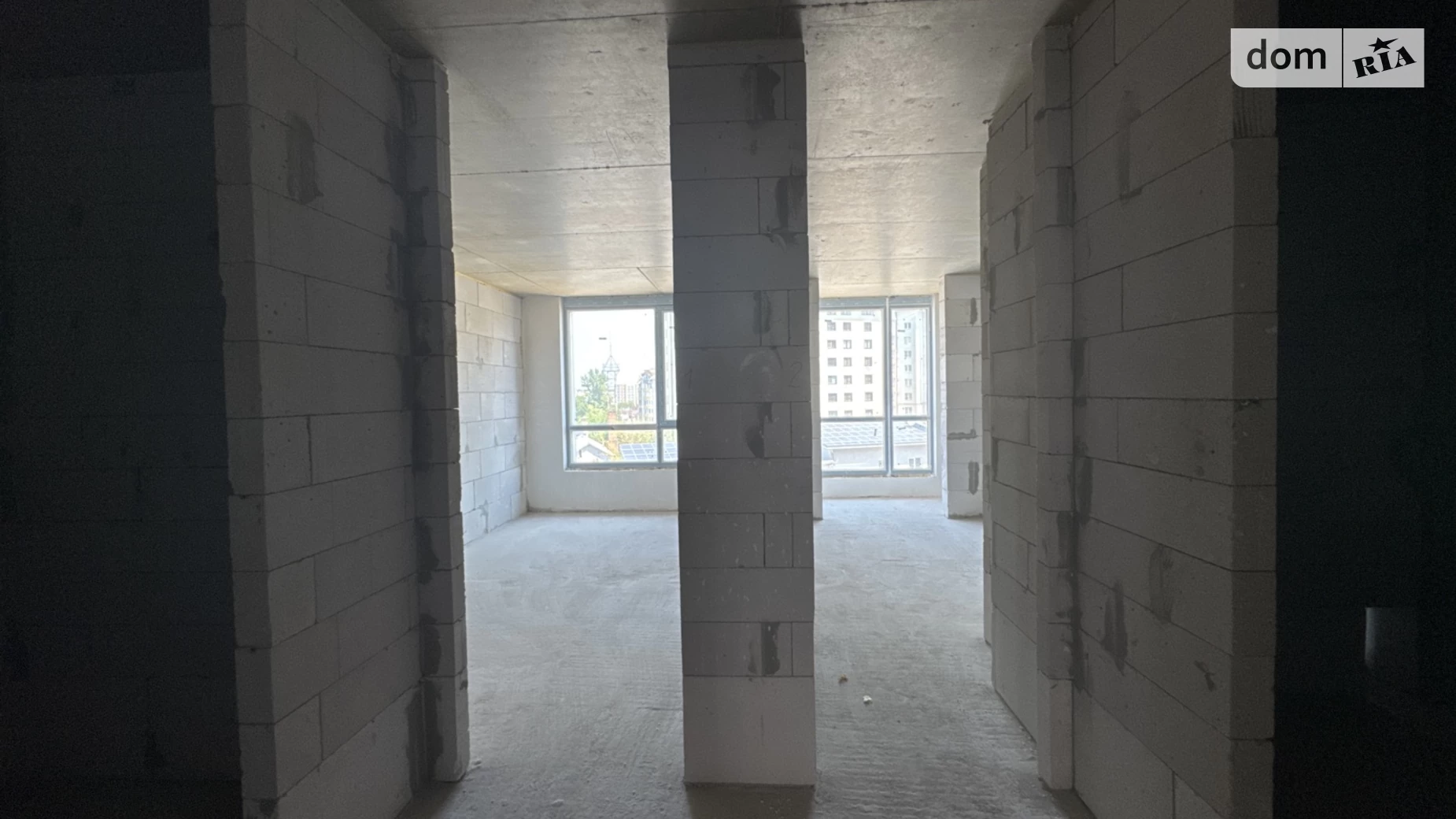 Продается 1-комнатная квартира 42 кв. м в Ивано-Франковске, ул. Хриплинская, 9 - фото 4