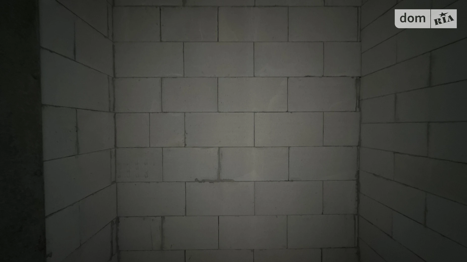 Продается 1-комнатная квартира 42 кв. м в Ивано-Франковске, ул. Хриплинская, 9 - фото 2