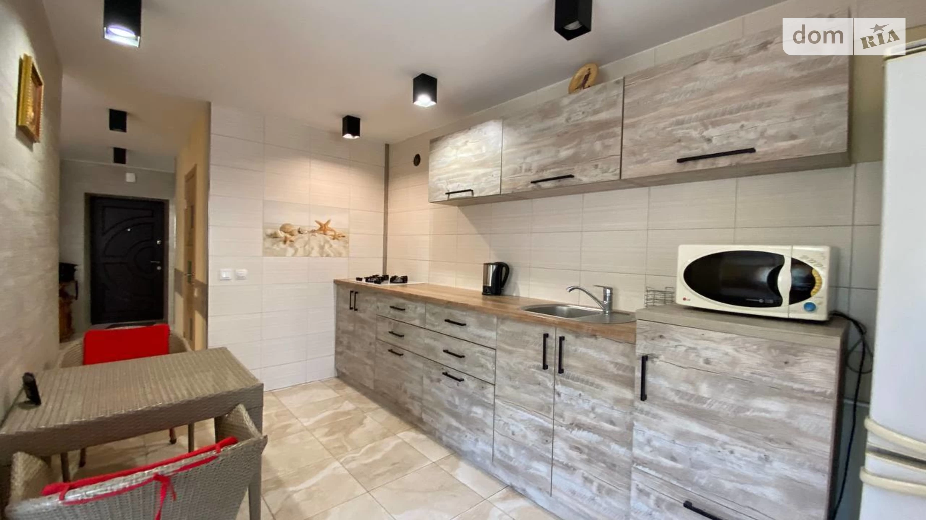 1-комнатная квартира 48 кв. м в Тернополе, ул. Наливайко - фото 2