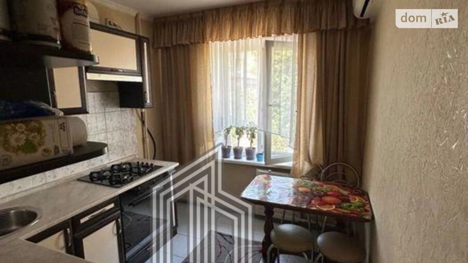 Продается 1-комнатная квартира 40 кв. м в Киеве, ул. Жилянская, 76 - фото 2