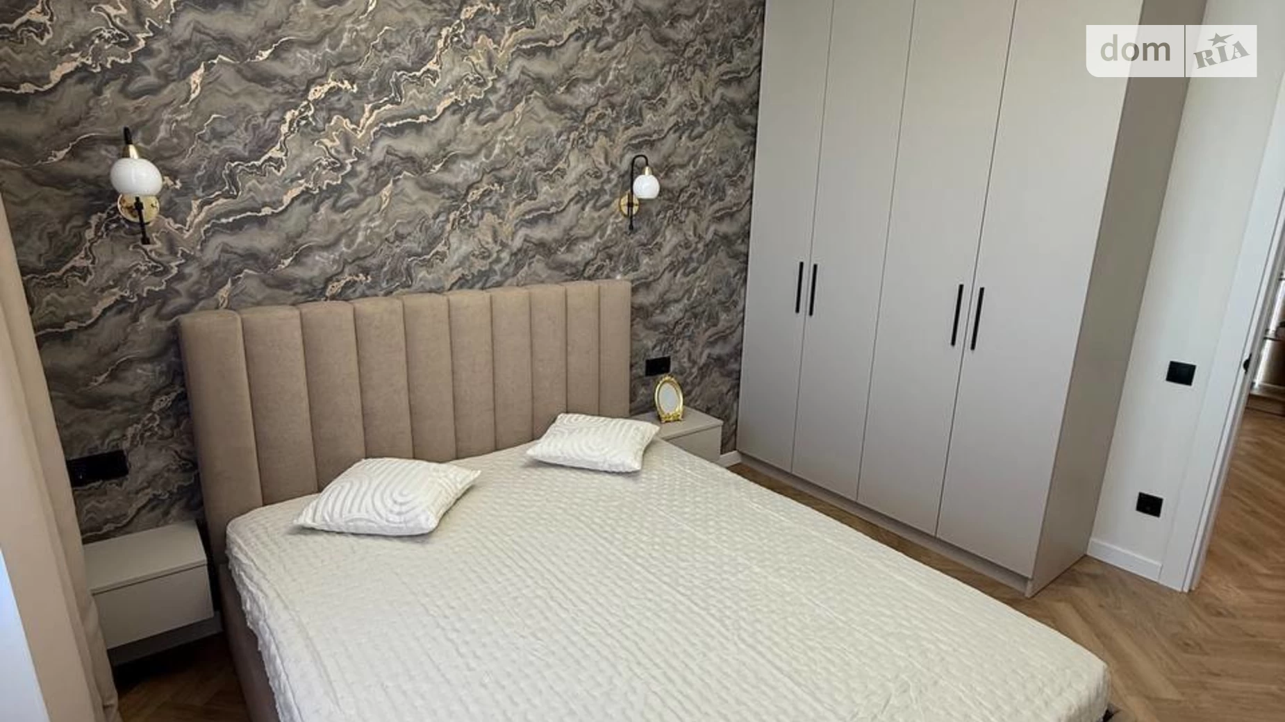 Продается 1-комнатная квартира 43 кв. м в Одессе, ул. Краснова, 1Б - фото 3