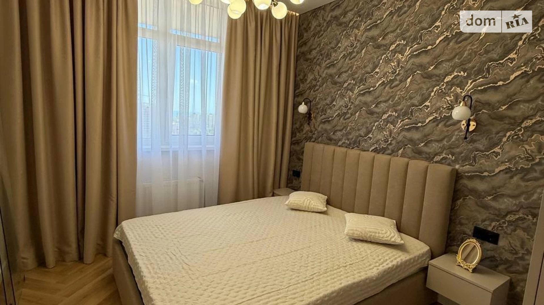 Продается 1-комнатная квартира 43 кв. м в Одессе, ул. Краснова, 1Б - фото 4