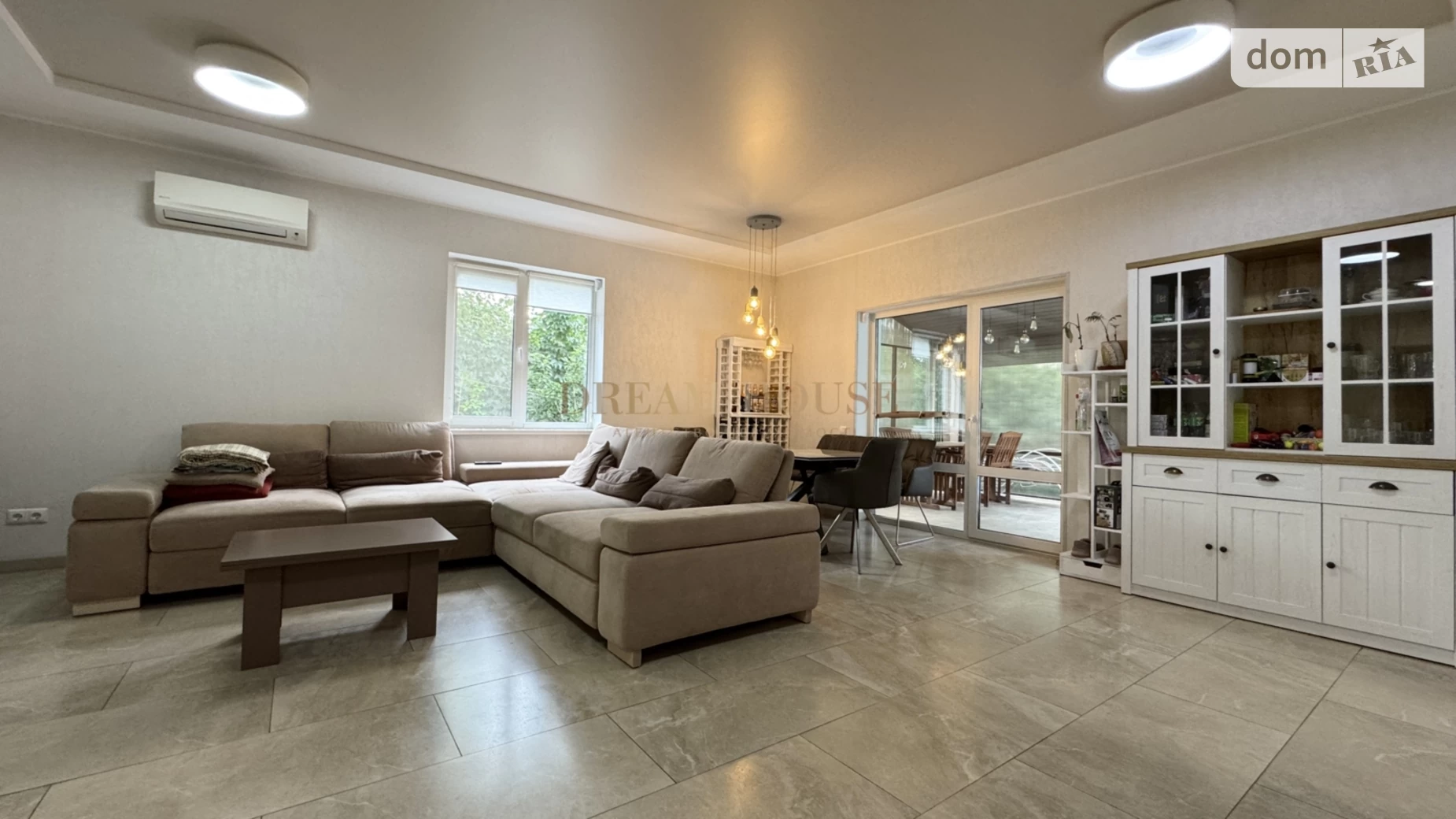 Продается дом на 2 этажа 200.6 кв. м с верандой, цена: 295000 $ - фото 2