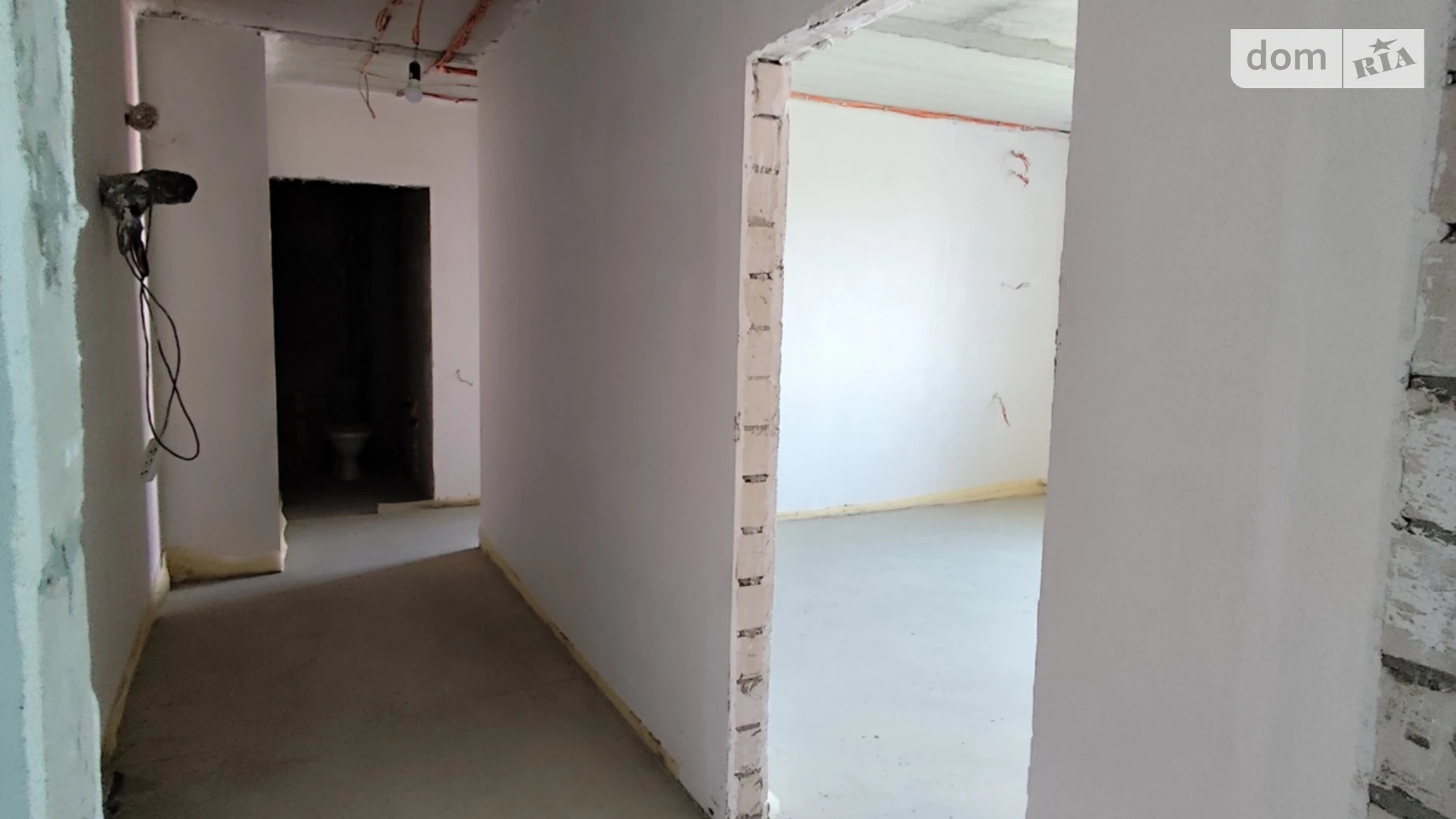 Продается 2-комнатная квартира 68.8 кв. м в Харькове, просп. Любови Малой, 34 - фото 3