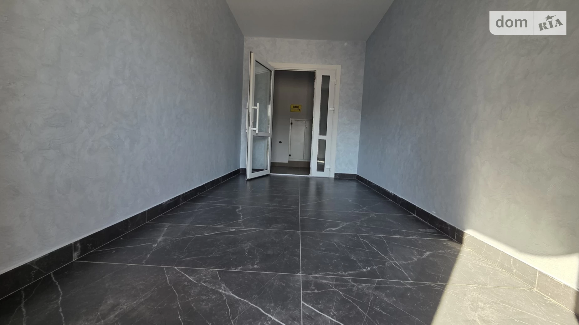 Продается 1-комнатная квартира 42 кв. м в Виннице, 4-й пер. Леонида Каденюка(Комарова), 1 - фото 3