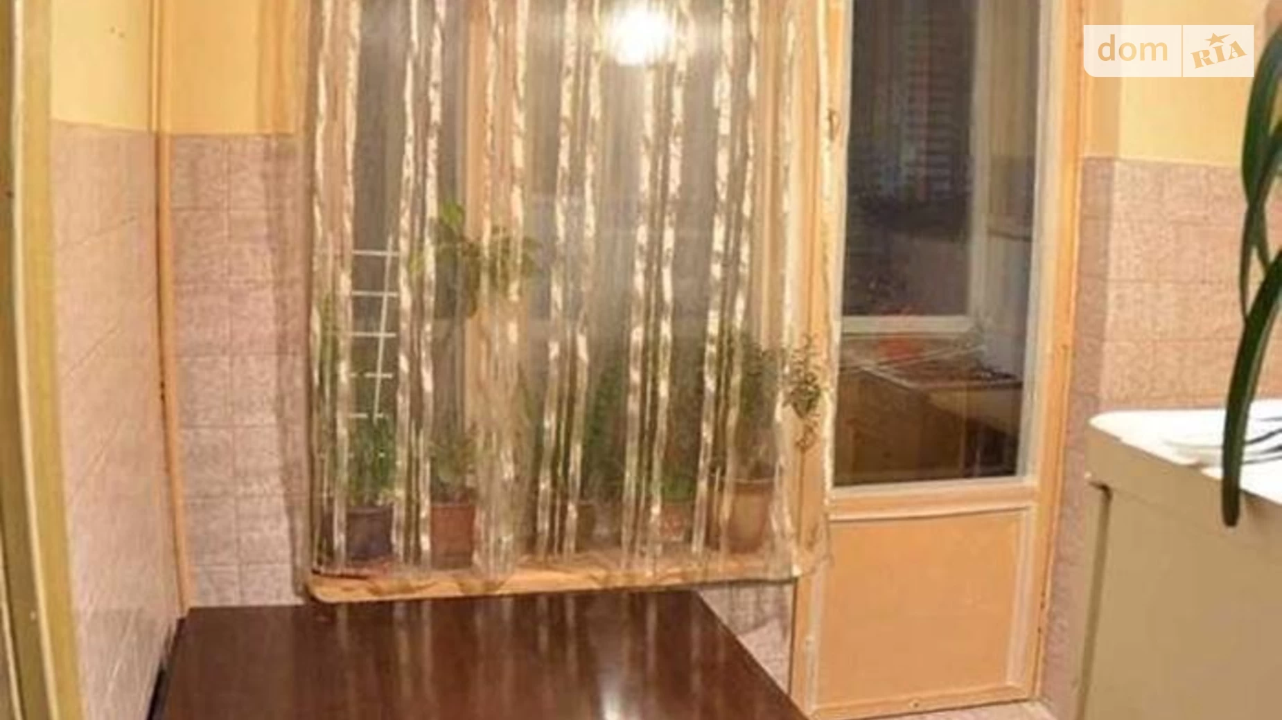 Продается 2-комнатная квартира 46 кв. м в Киеве, ул. Милютенко, 17 - фото 3