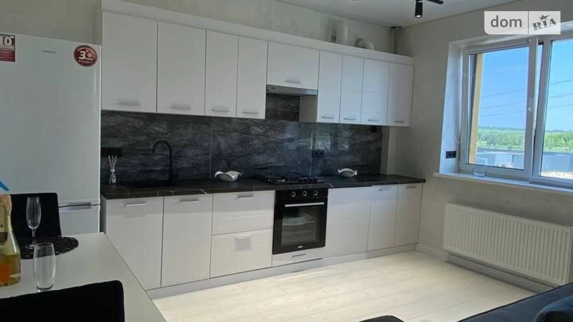 Продается 1-комнатная квартира 36 кв. м в Ирпене, ул. Соборная(ІІІ Интернационала), 2К/16 - фото 2