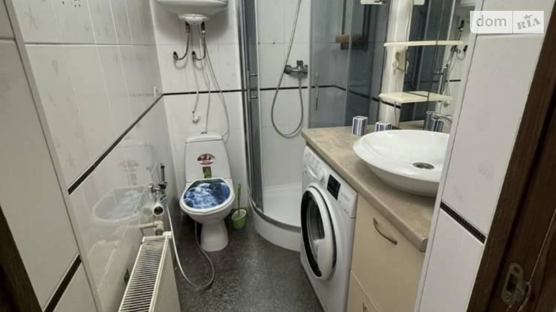 Продается дом на 3 этажа 130 кв. м с террасой, цена: 100000 $ - фото 4