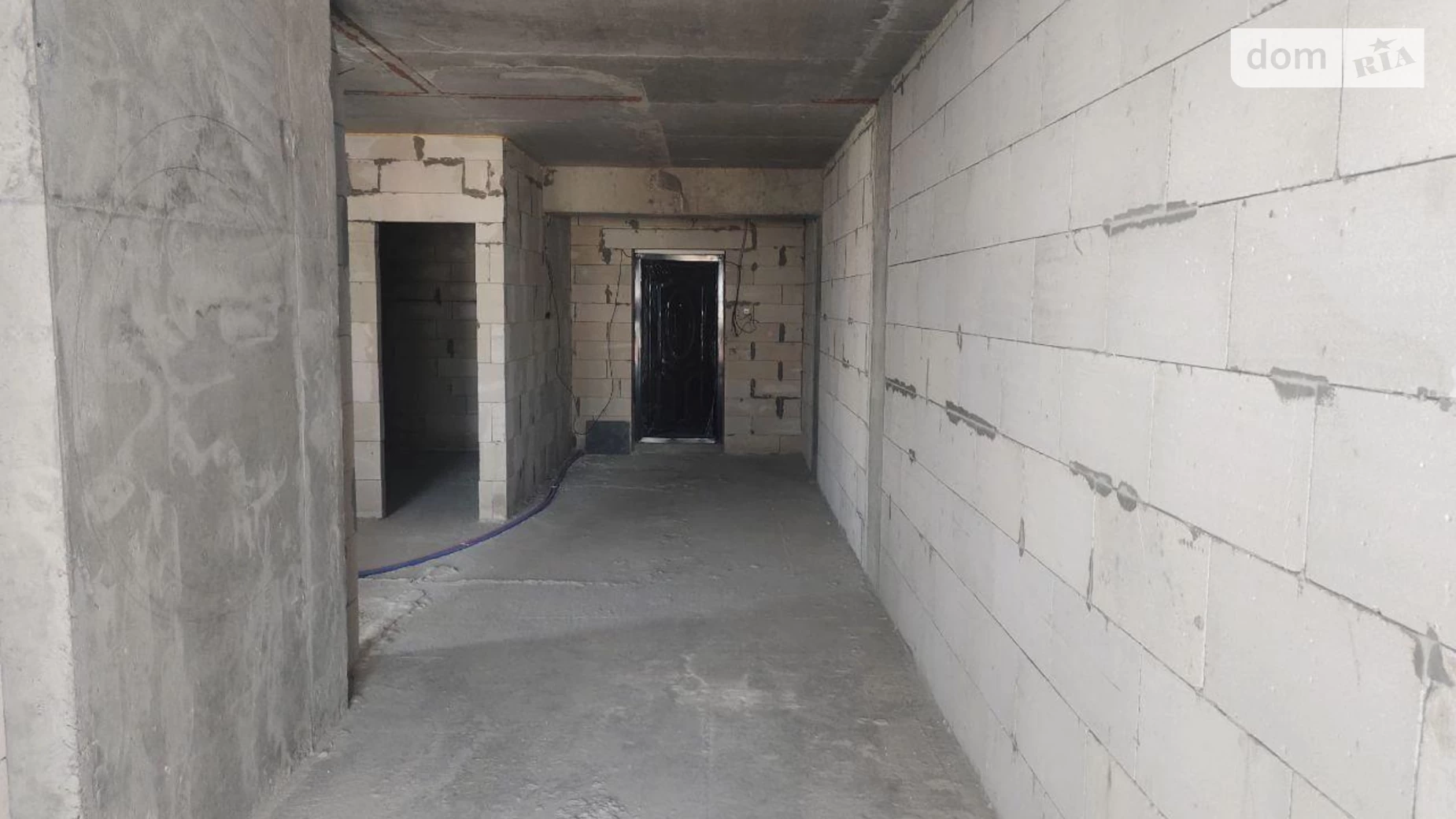 Продается 1-комнатная квартира 67.8 кв. м в Киеве, ул. Нижний Вал, 27 - фото 2