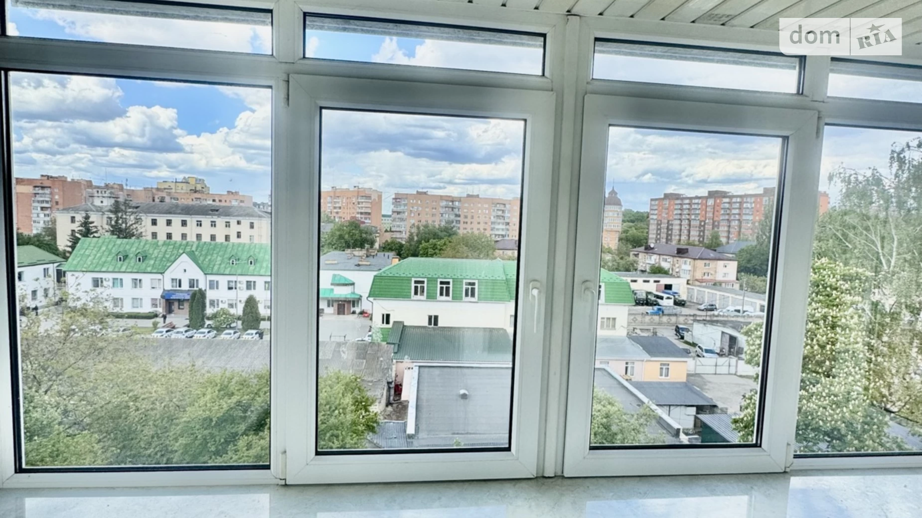 Продается 3-комнатная квартира 62 кв. м в Ровно, ул. Котляревского, 12 - фото 2
