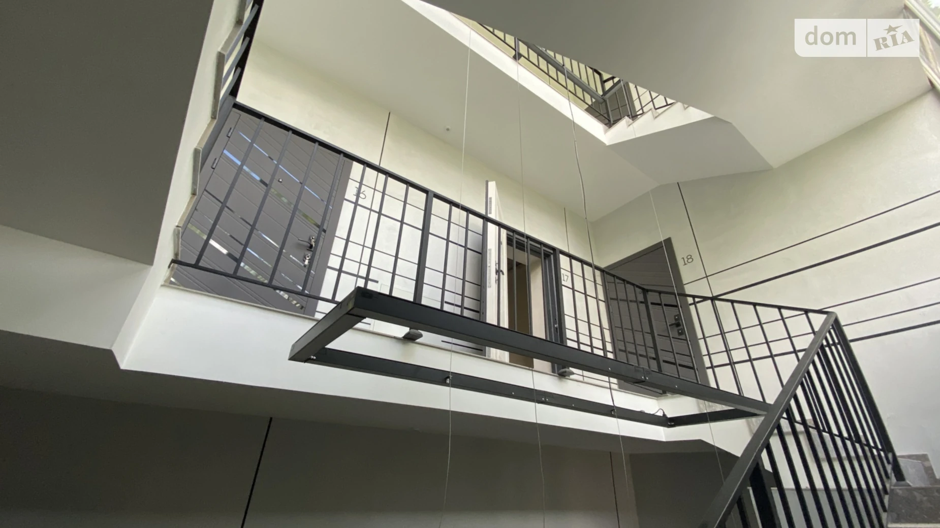 Продається 1-кімнатна квартира 53.4 кв. м у Ірпені, вул. Миколи Сингаївського(Ново-Оскольська), 59Г - фото 2