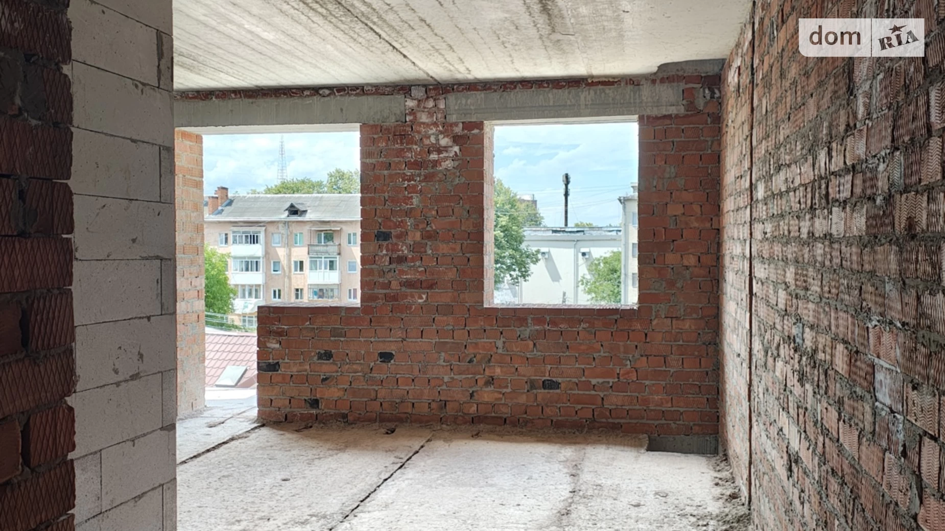 Продается 1-комнатная квартира 46.5 кв. м в Ивано-Франковске, ул. Железнодорожная, 4 - фото 3