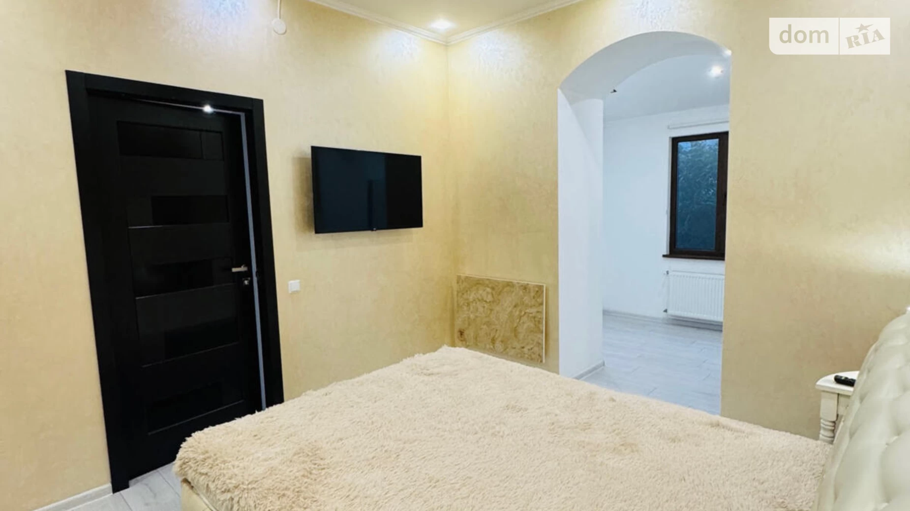 Продается 1-комнатная квартира 41 кв. м в Львове, ул. Михновских Братьев, 5 - фото 3