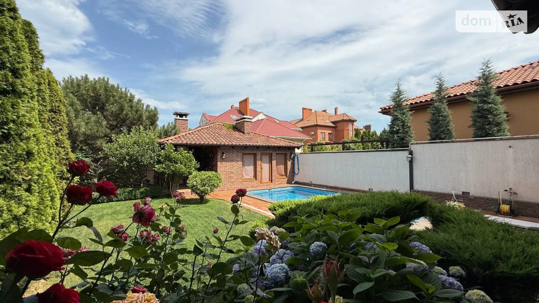 Продается дом на 2 этажа 331.2 кв. м с садом, цена: 480000 $ - фото 2