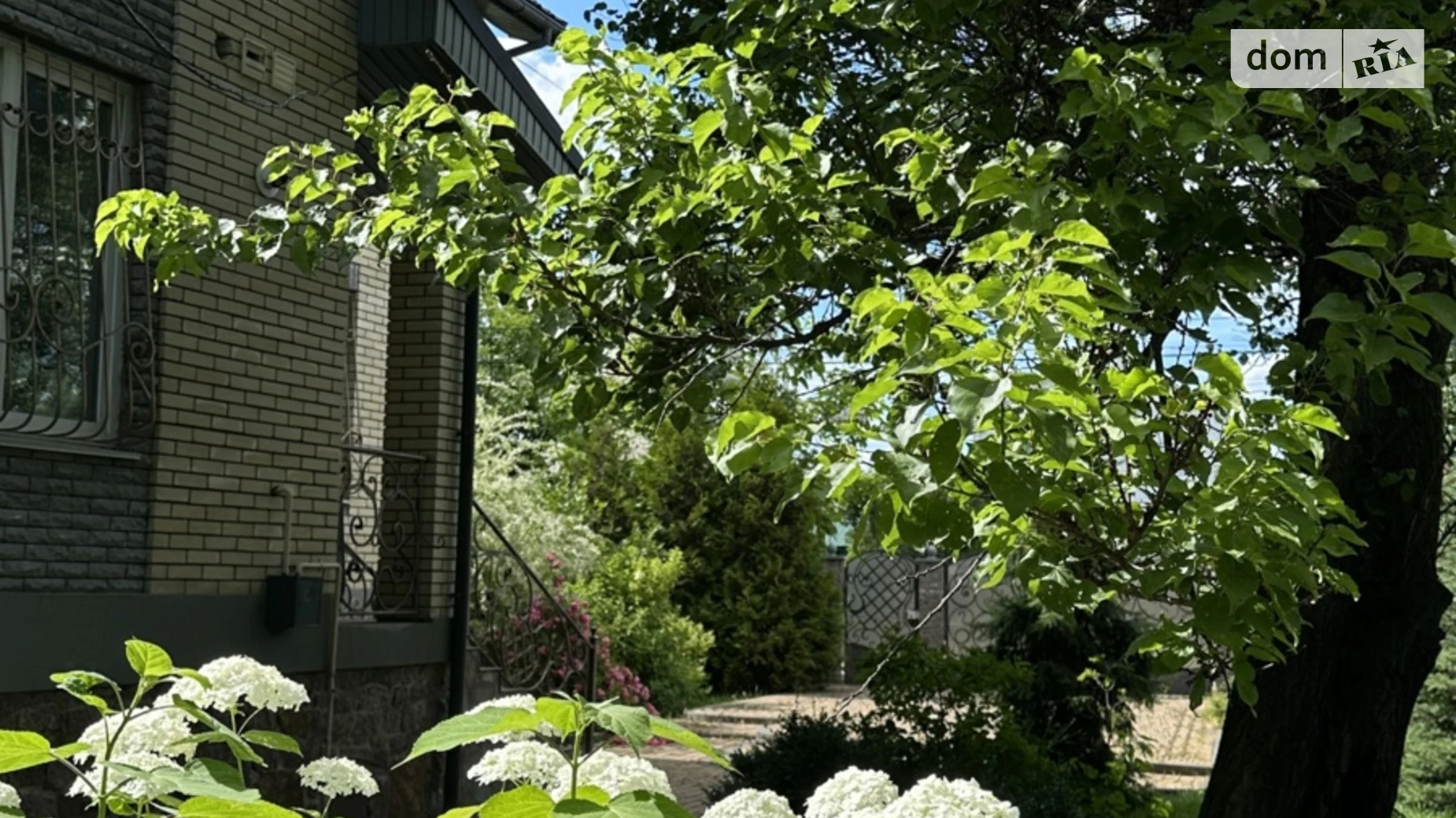 Продается дом на 2 этажа 250 кв. м с беседкой, цена: 185000 $ - фото 4