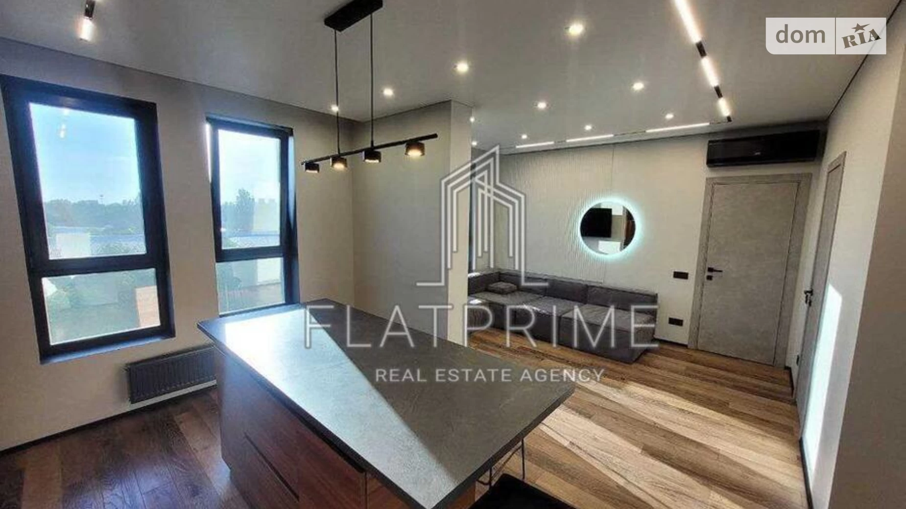 Продается 1-комнатная квартира 53 кв. м в Киеве, ул. Святослава Храброго, 11Б - фото 2