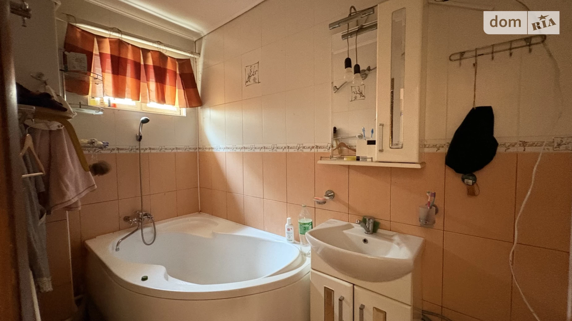 Продается 3-комнатная квартира 70.9 кв. м в Ужгороде, ул. Подградская, 34 - фото 4