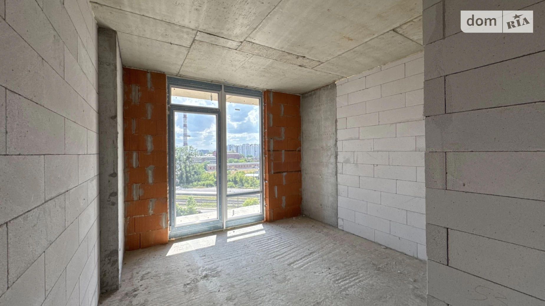 Продается 1-комнатная квартира 43 кв. м в Ивано-Франковске, ул. Хриплинская, 9 - фото 5