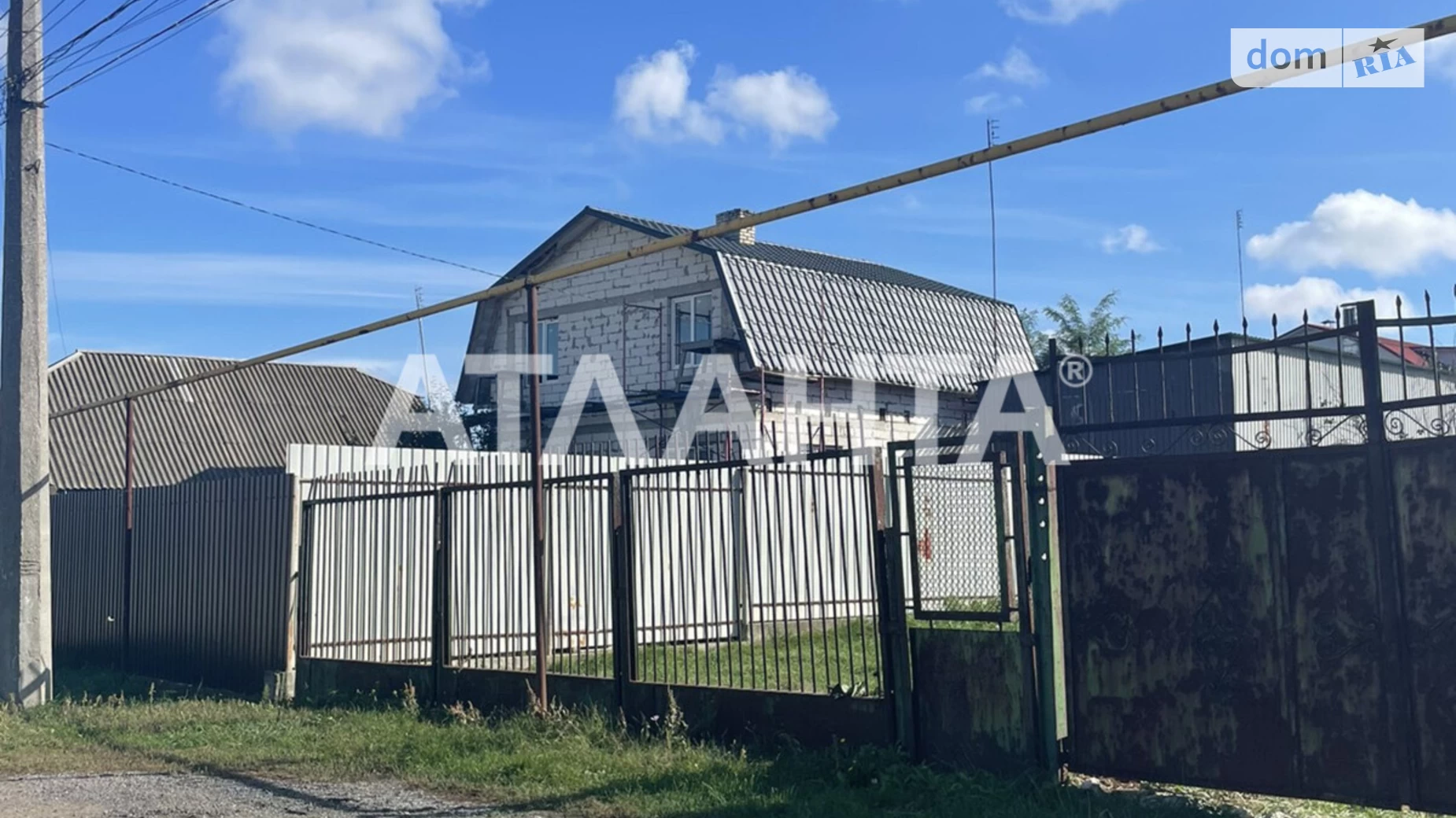 Продается дом на 2 этажа 150 кв. м с беседкой, цена: 31500 $ - фото 2