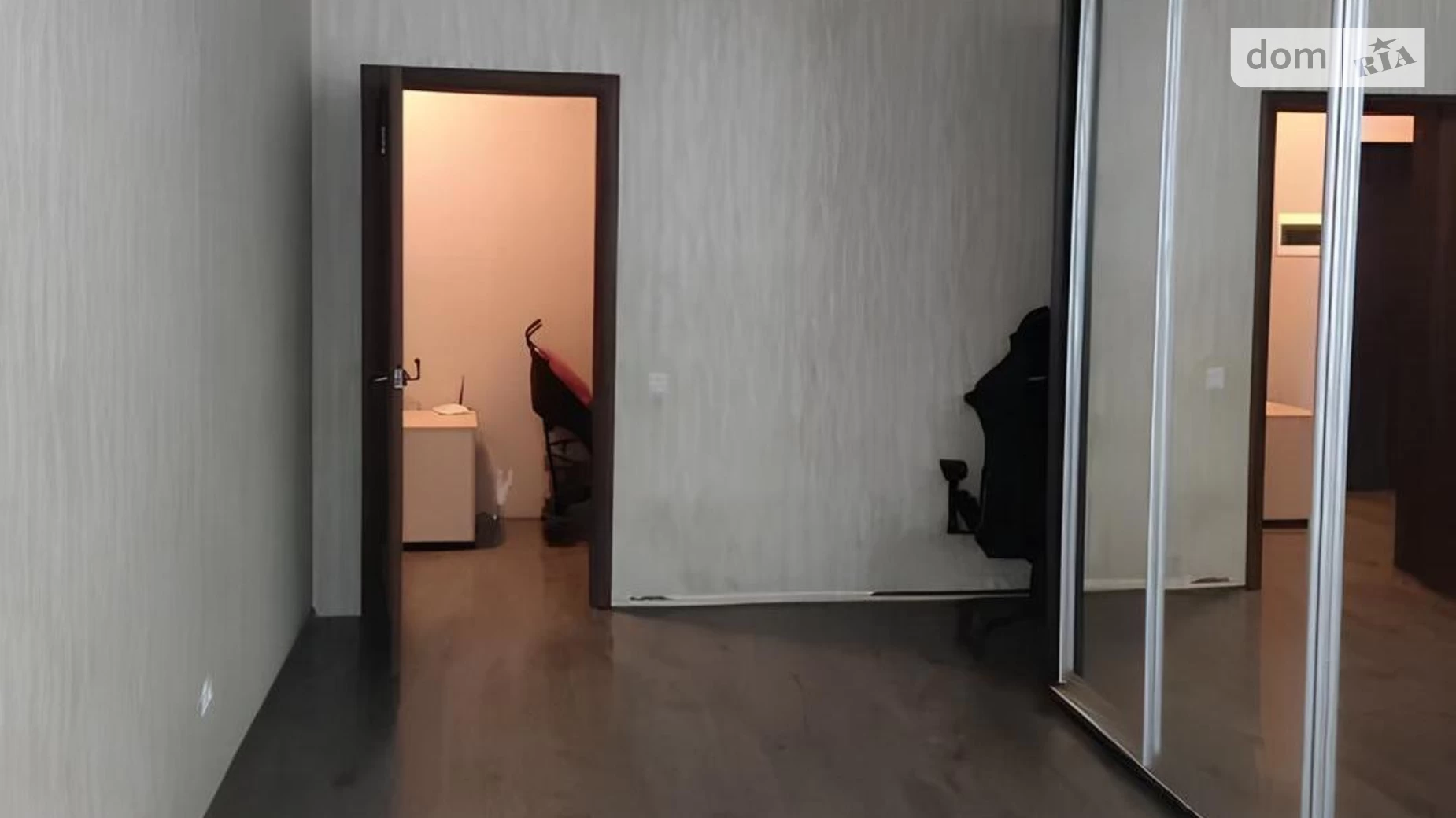 Продается 1-комнатная квартира 46.7 кв. м в Киеве, ул. Олевская, 5 - фото 2