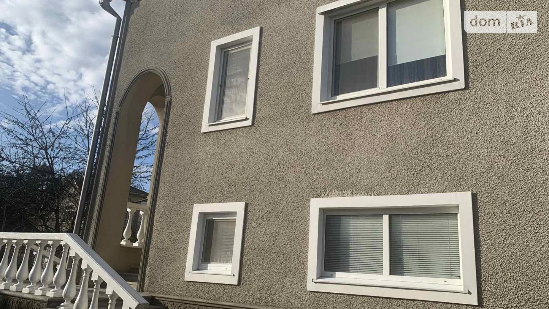 Продается дом на 2 этажа 349.9 кв. м с террасой, цена: 79500 $ - фото 2