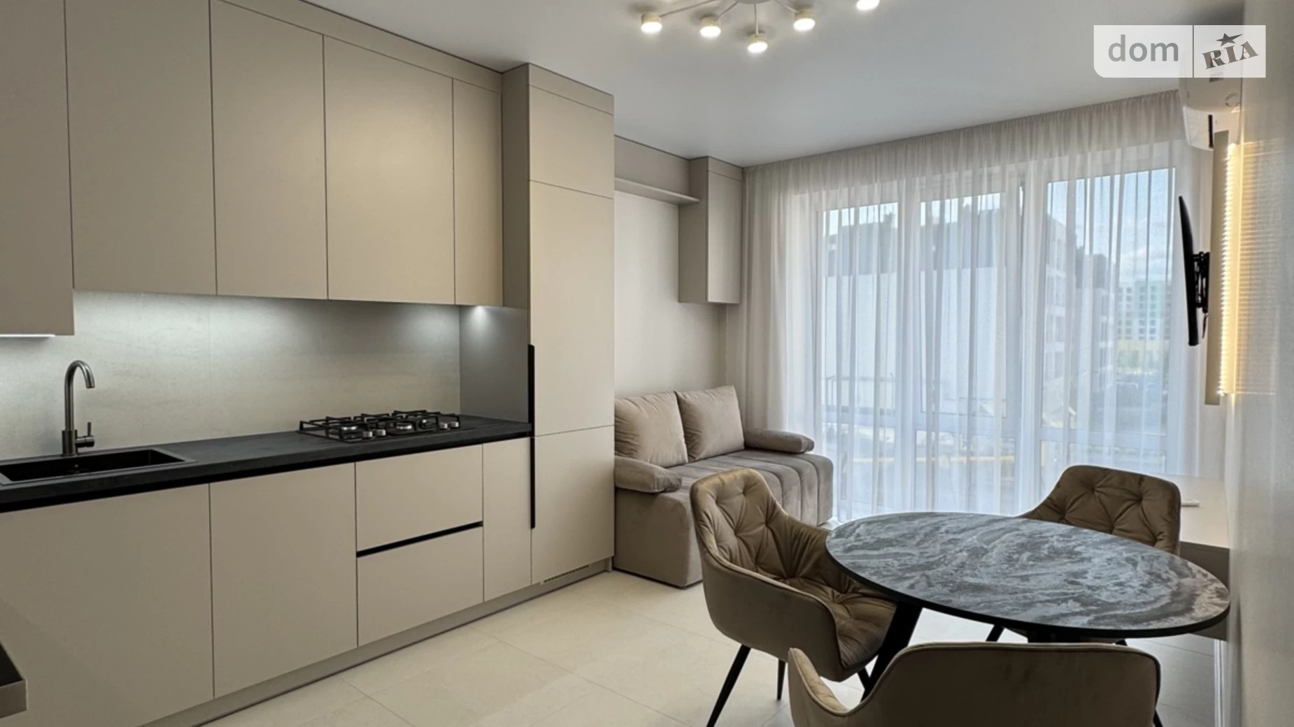 Продается 1-комнатная квартира 44.5 кв. м в Ровно, ул. Николая Боголюбова, 1 - фото 3