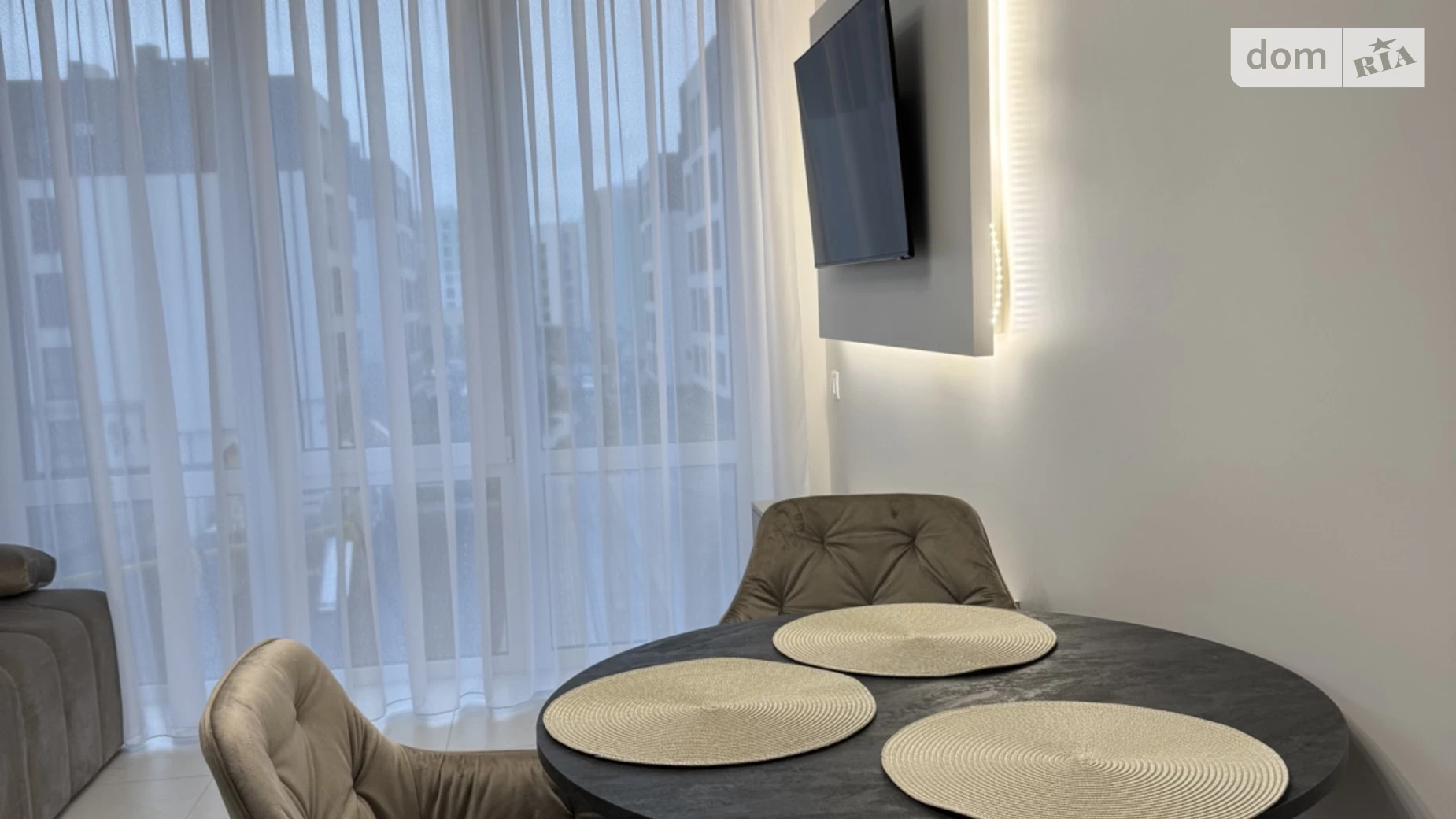 Продается 1-комнатная квартира 44.5 кв. м в Ровно, ул. Николая Боголюбова, 1 - фото 4