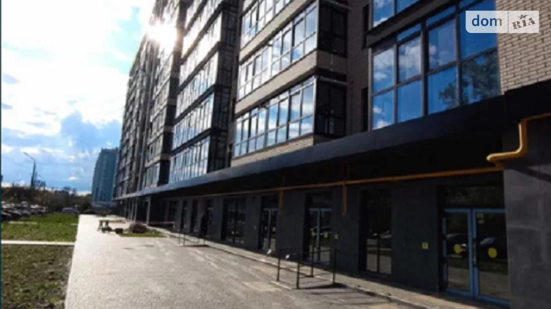 Продается 3-комнатная квартира 89.7 кв. м в Полтаве, ул. Олександра Оксанченка(Степного Фронта) - фото 4