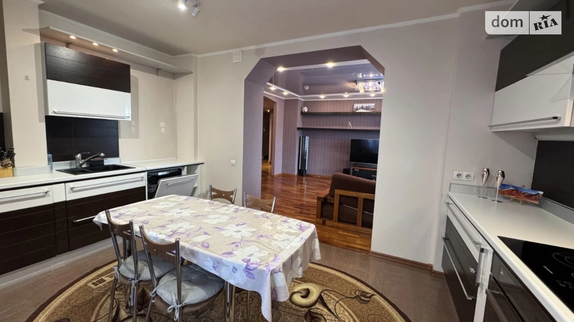 Продается 2-комнатная квартира 89.5 кв. м в Киеве, ул. Юрия Шумского, 1 - фото 2