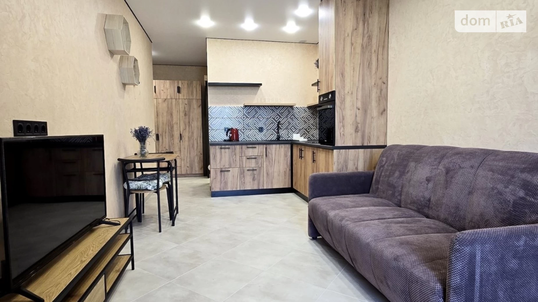 Продается 1-комнатная квартира 29 кв. м в Годилове, ул. Черновола - фото 2