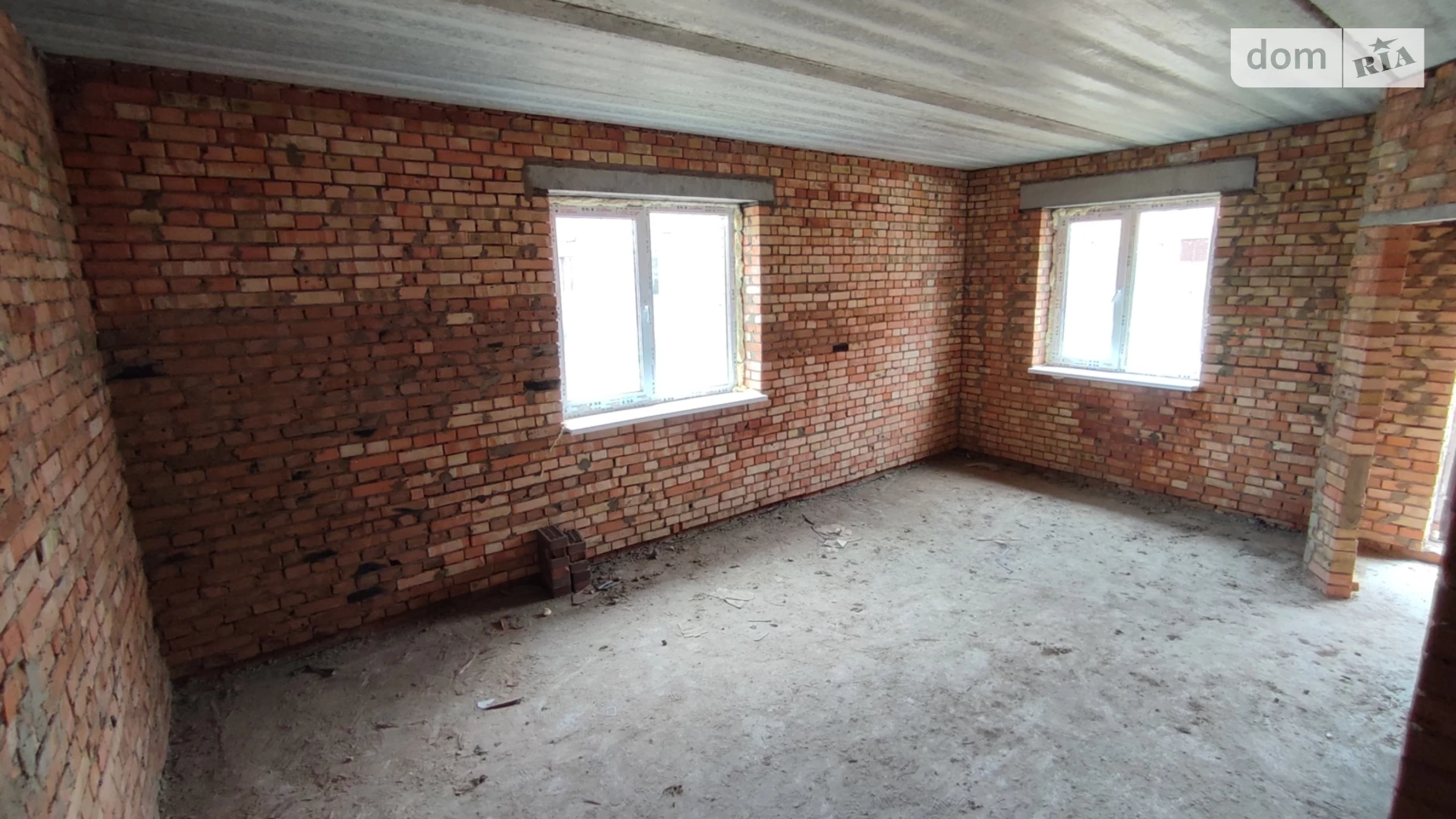 Продается дом на 2 этажа 68 кв. м с камином, цена: 49000 $ - фото 2