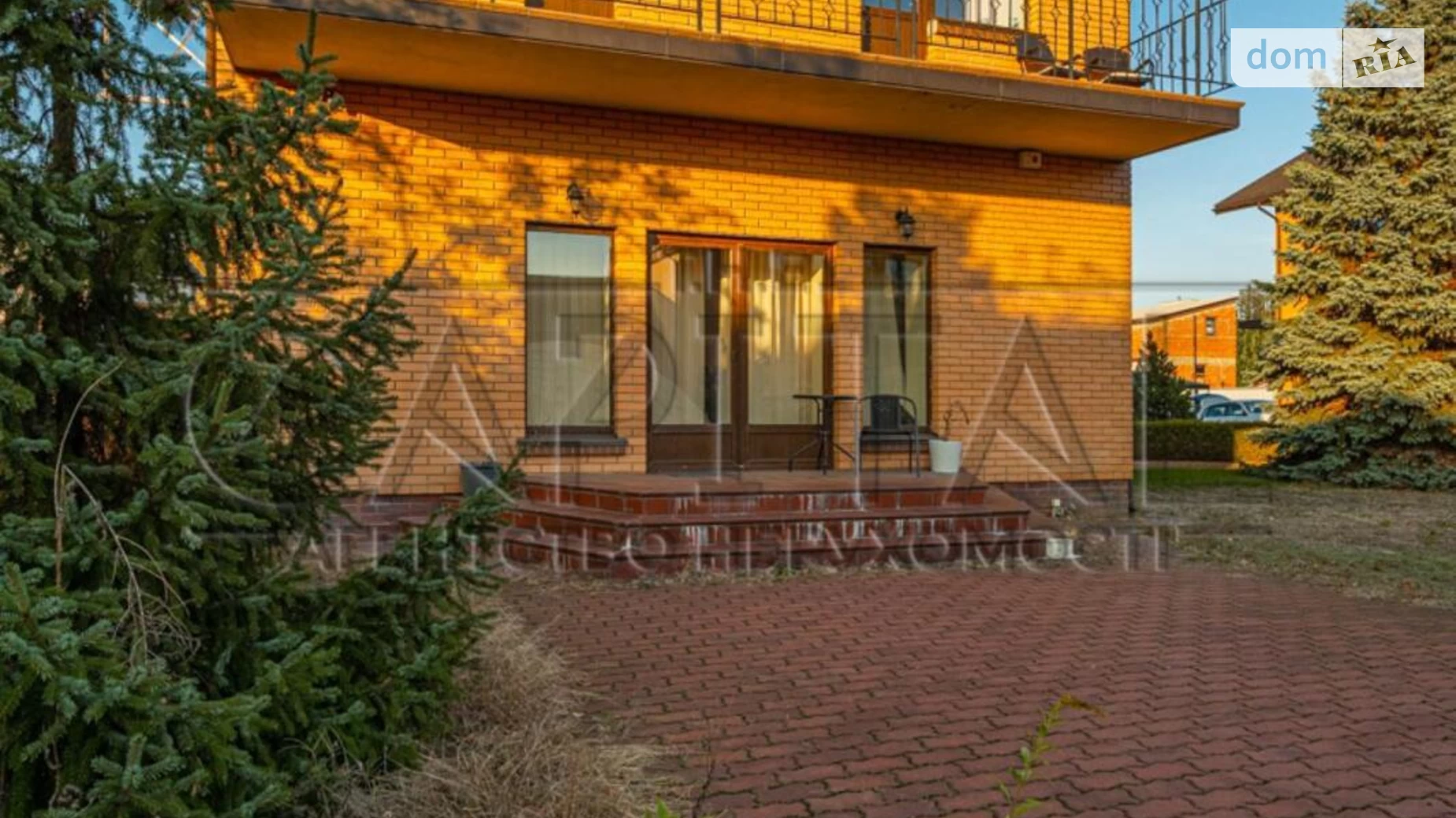 Сдается в аренду дом на 2 этажа 735 кв. м с балконом, цена: 5000 $ - фото 4