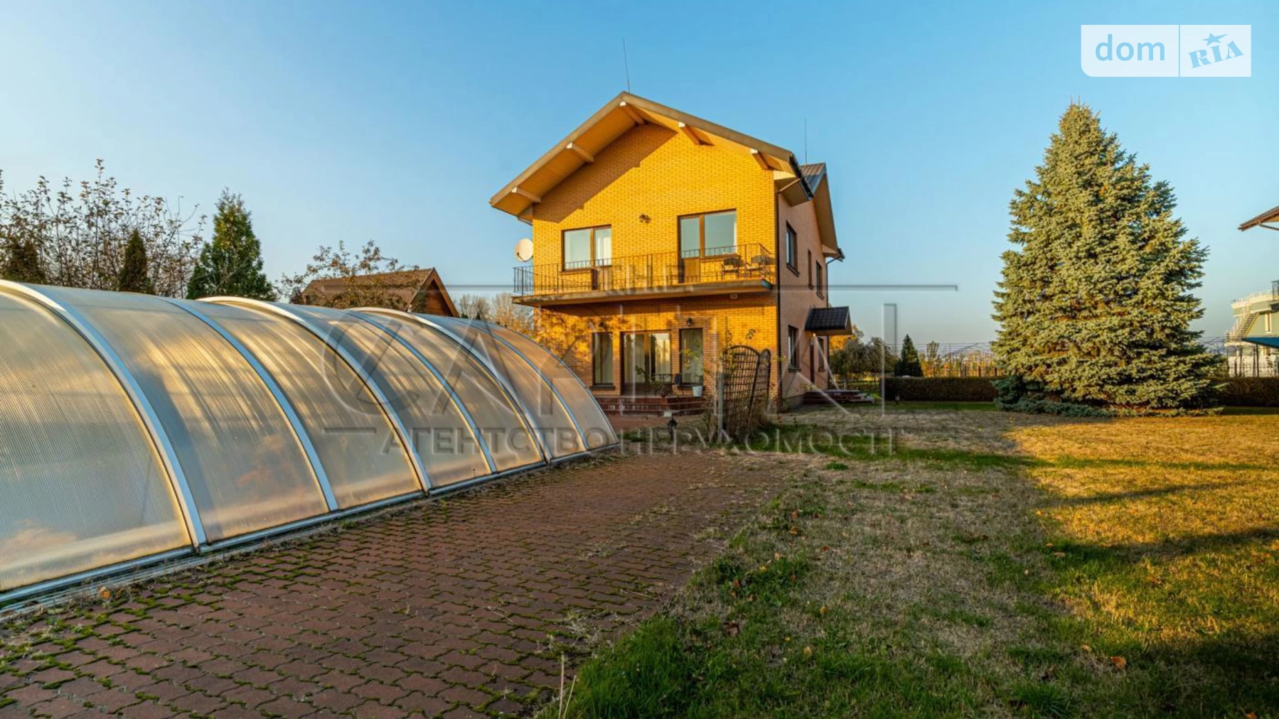 Сдается в аренду дом на 2 этажа 735 кв. м с балконом, цена: 5000 $ - фото 5