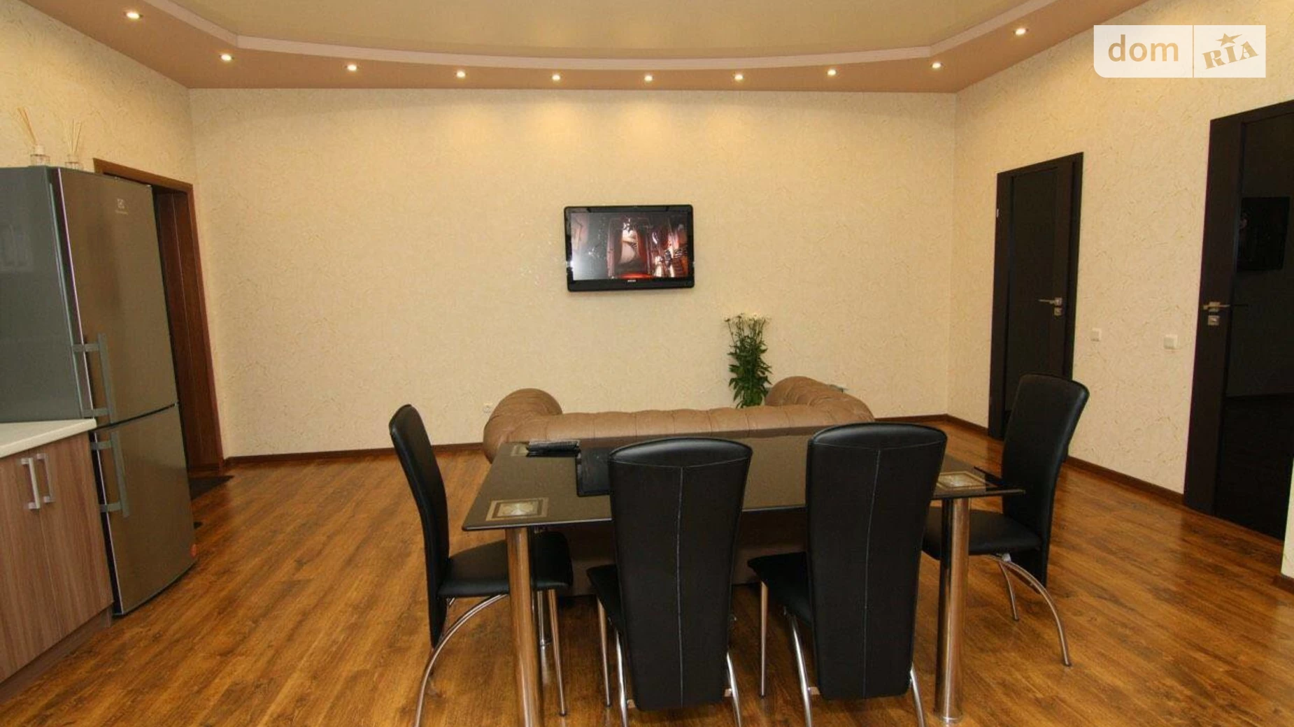 Сдается в аренду 3-комнатная квартира в Одессе, ул. Генуэзская, 5 - фото 3