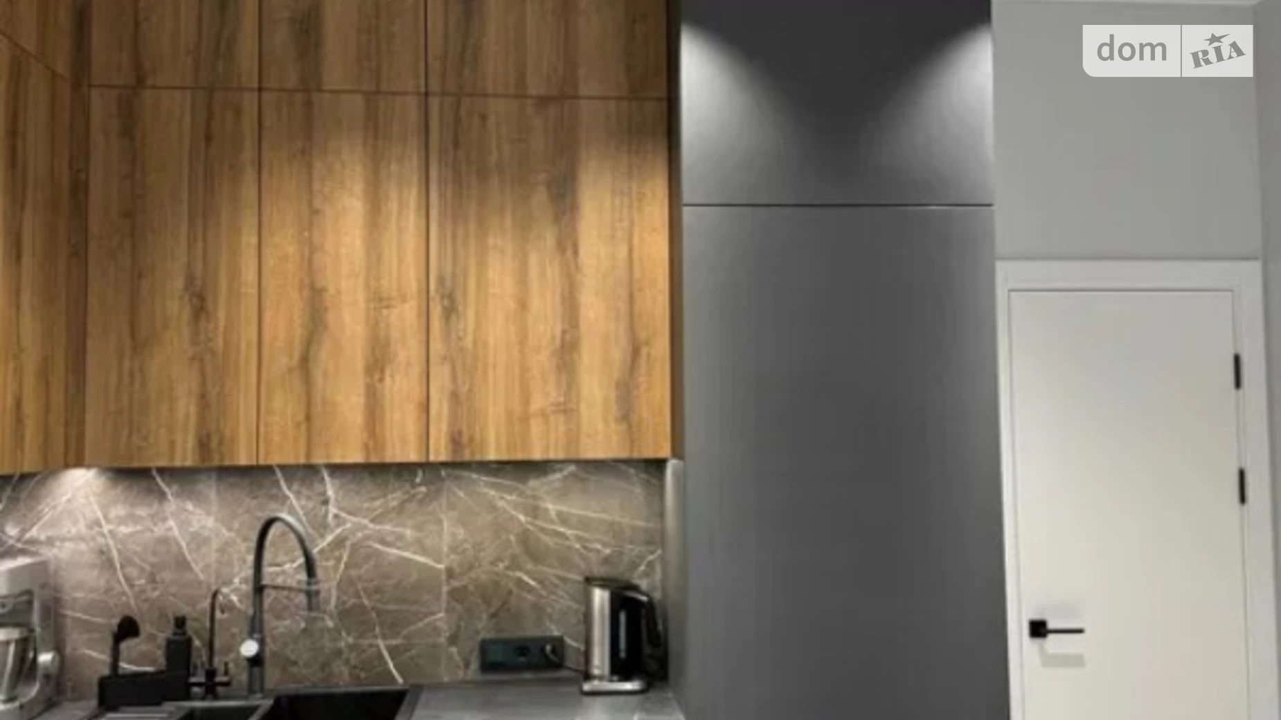 Продається 2-кімнатна квартира 67.3 кв. м у Києві, вул. Дубищанська, 4 - фото 2