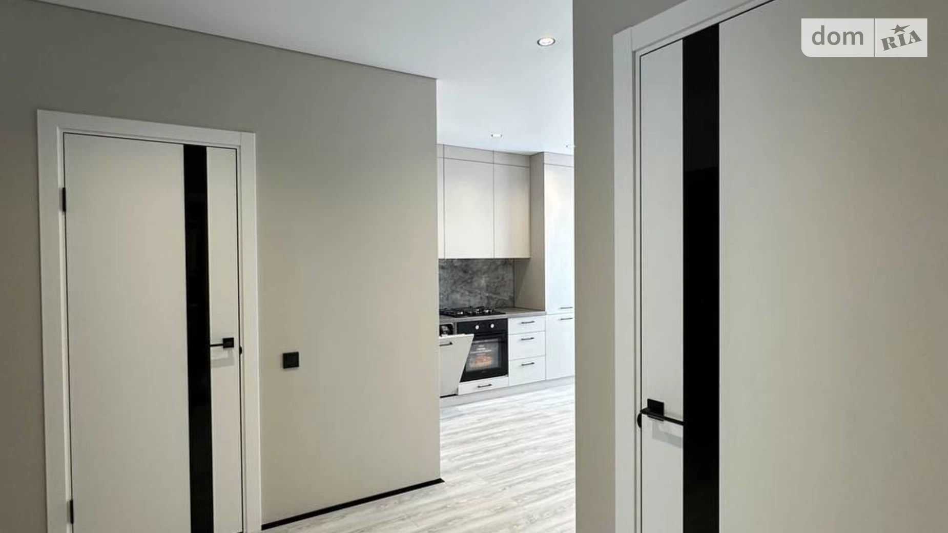 Продается 1-комнатная квартира 45 кв. м в Ровно, ул. Студенческая, 24А - фото 5