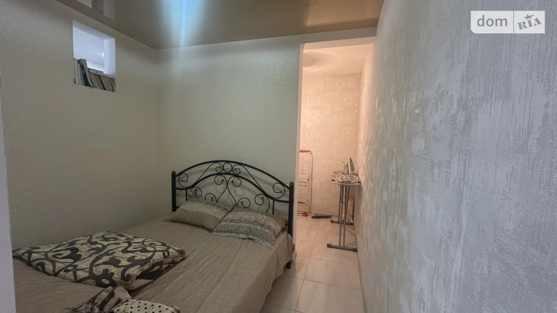 Продается 1-комнатная квартира 48 кв. м в Одессе, мас. Радужный - фото 3