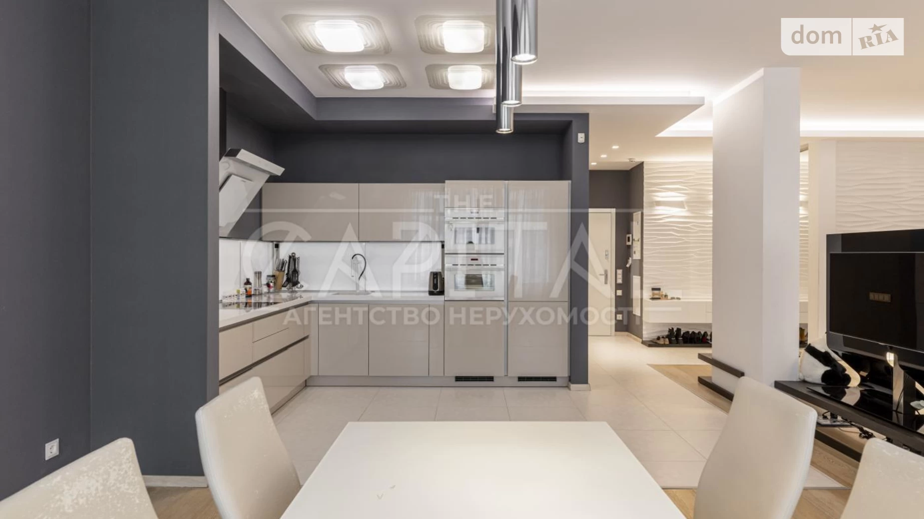 Продается 1-комнатная квартира 111 кв. м в Киеве, ул. Андрея Верхогляда(Драгомирова), 16Б - фото 2